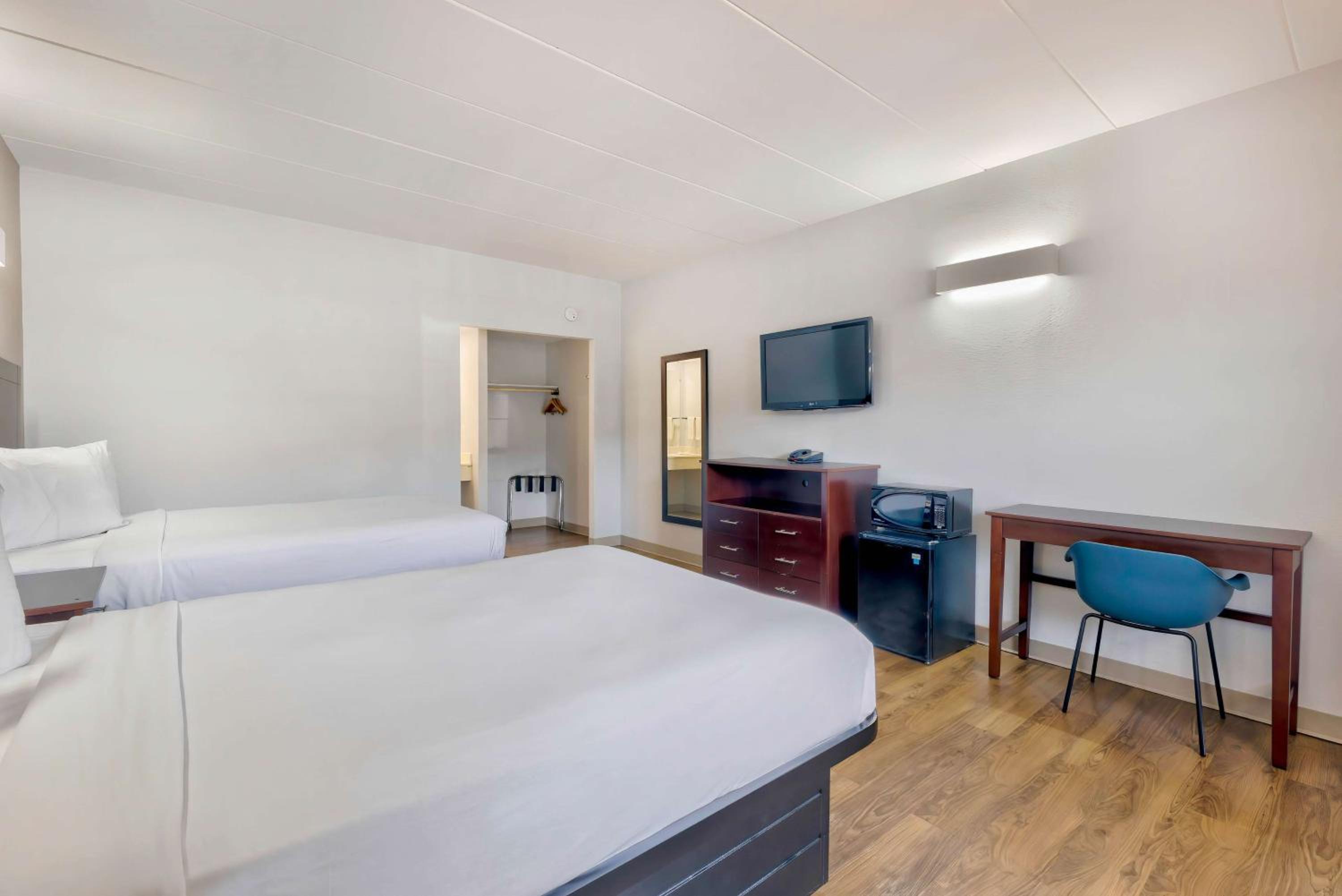 Motel 6-Falls Church, VA - Arlington Boulevard - Property Image 25