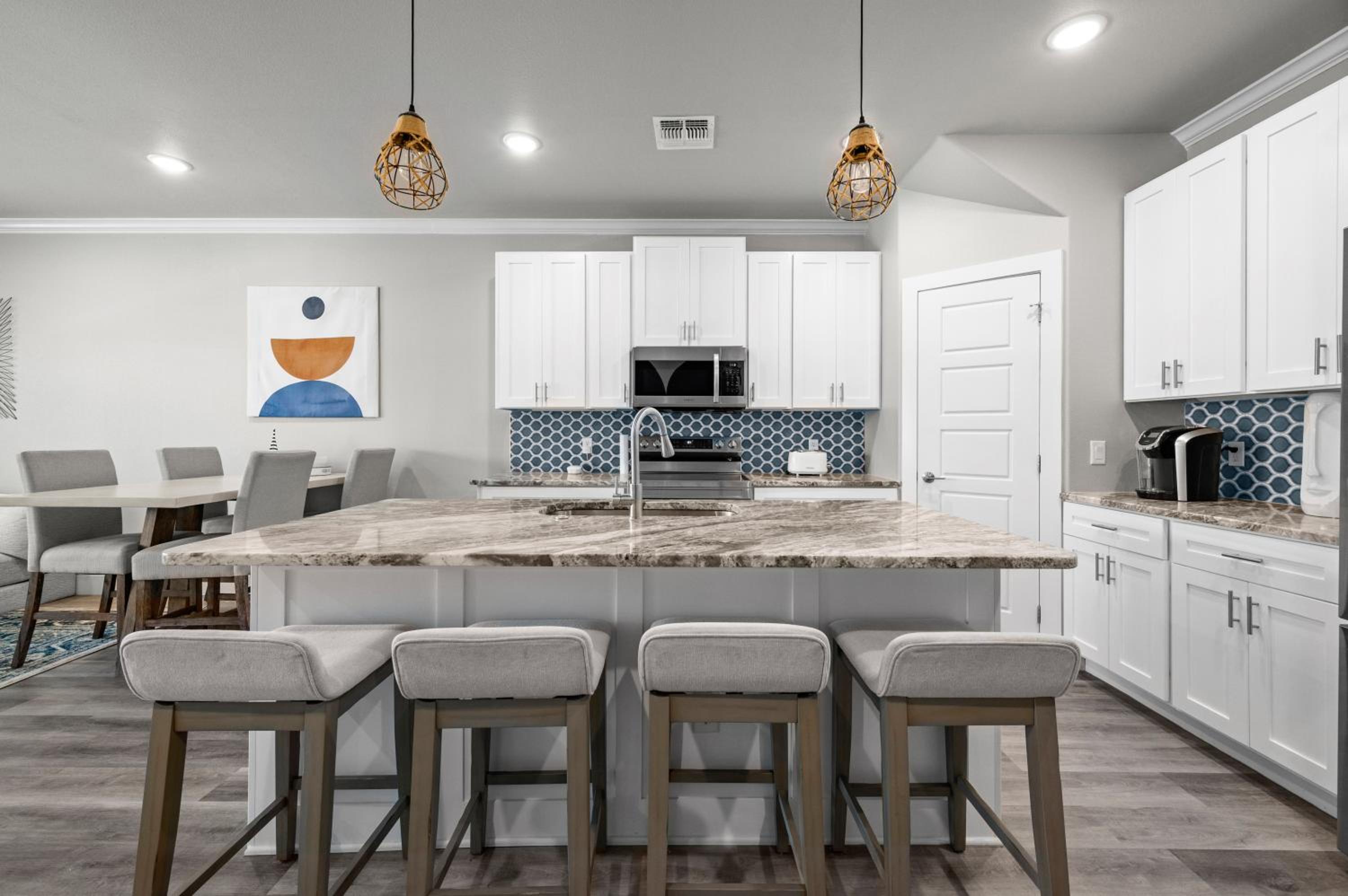 Beautiful New 3 Bedroom Townhouse w/ Private Pool view 4