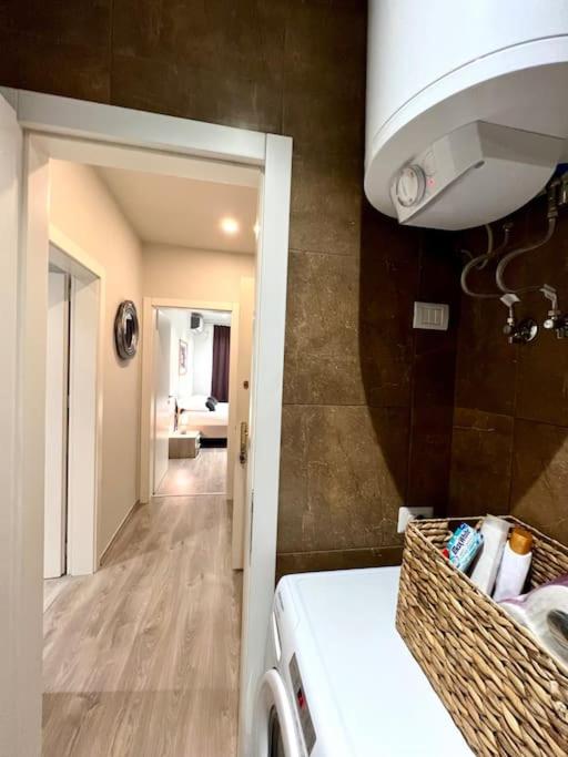 Destiny - Cozy Apartment At Myslym Shyri