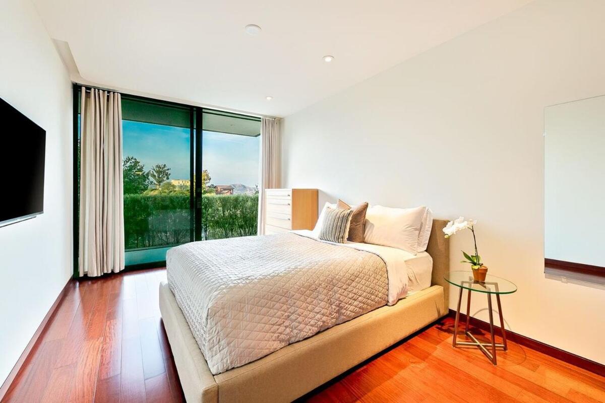 Rouge Elite