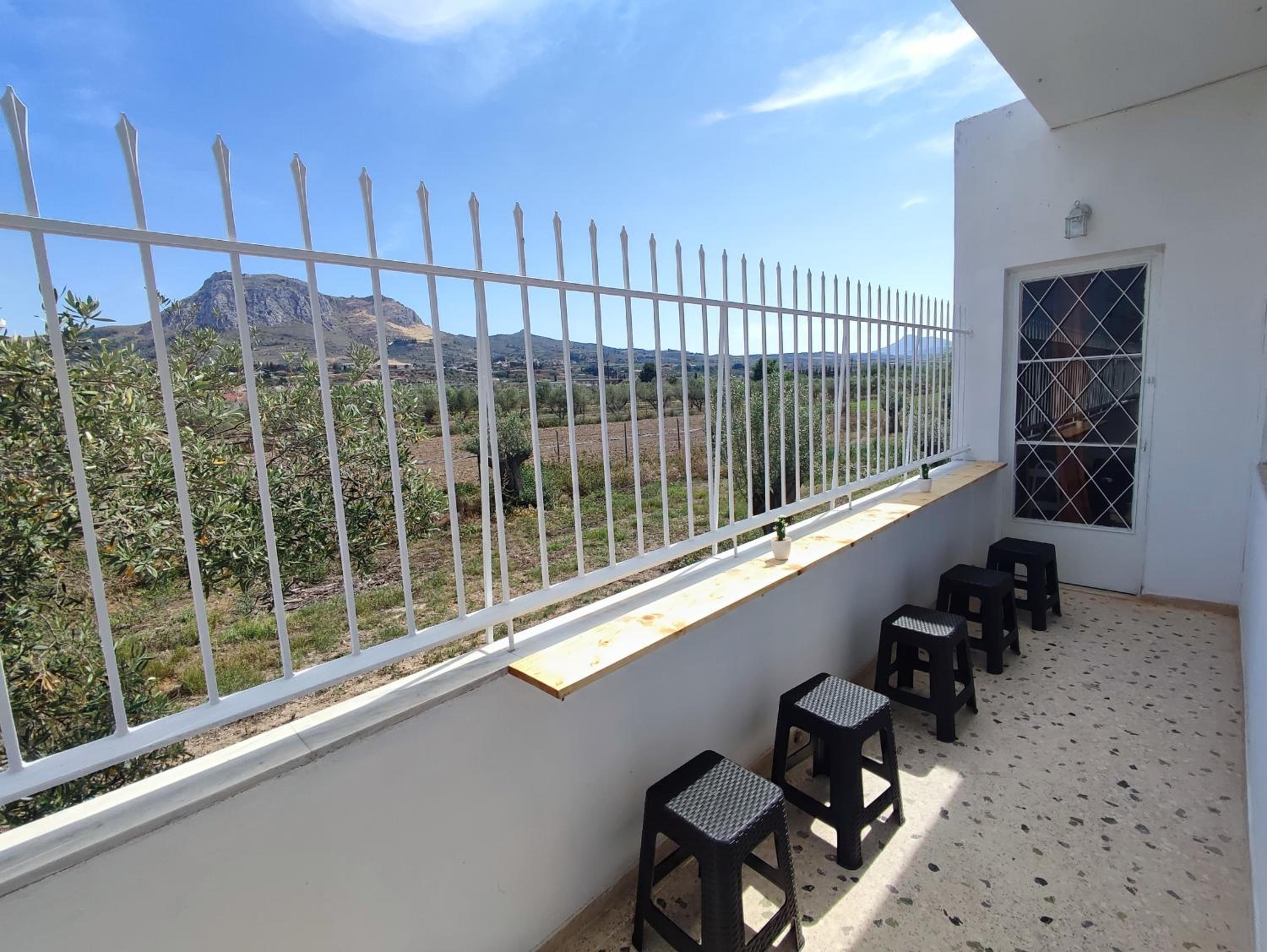 Akrokorinthos View House
