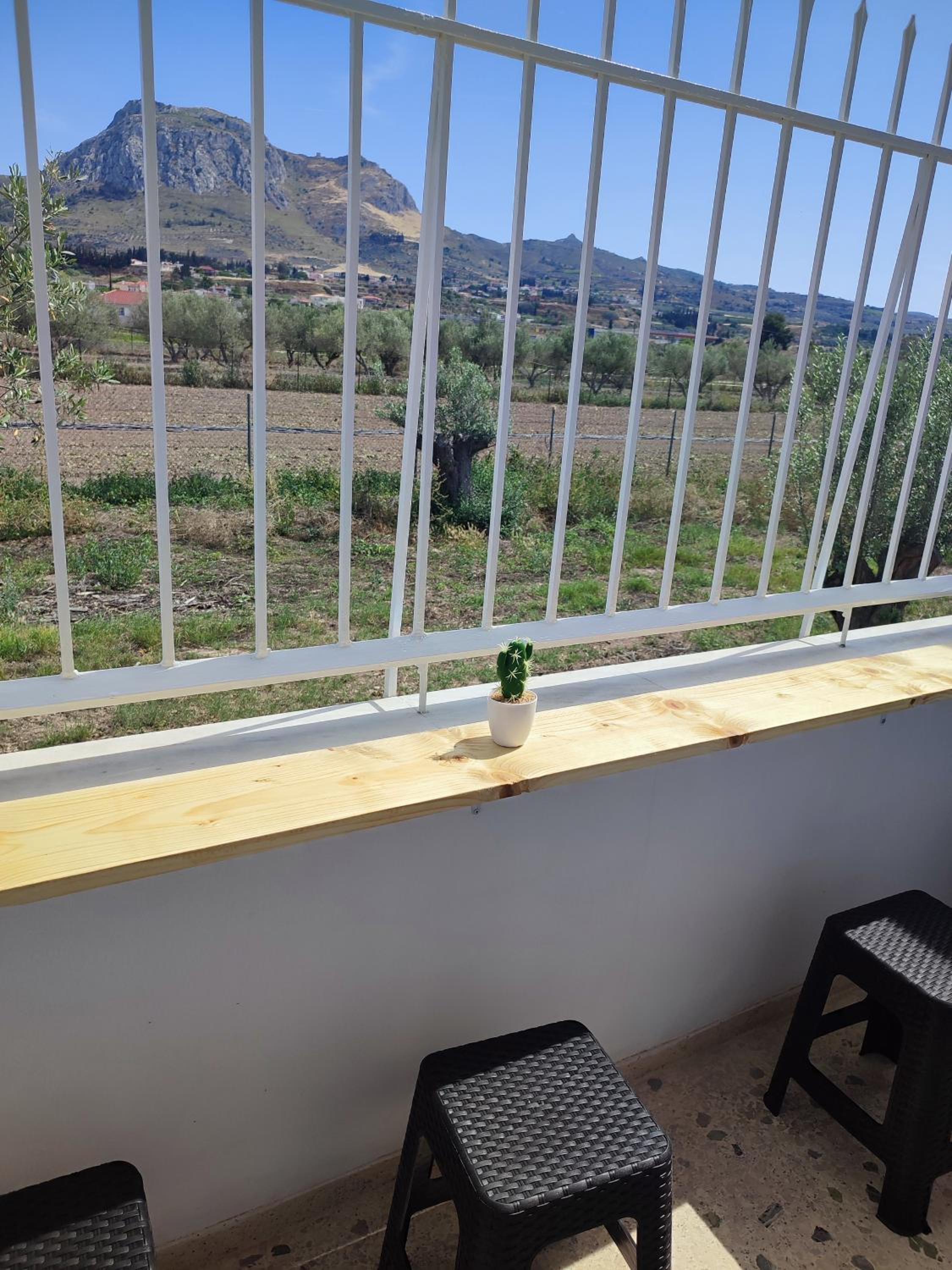 Akrokorinthos View House