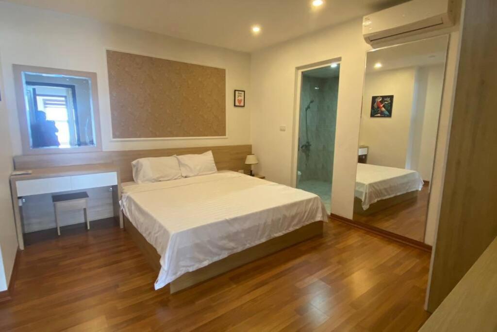 Sweet Home Halong Bay View