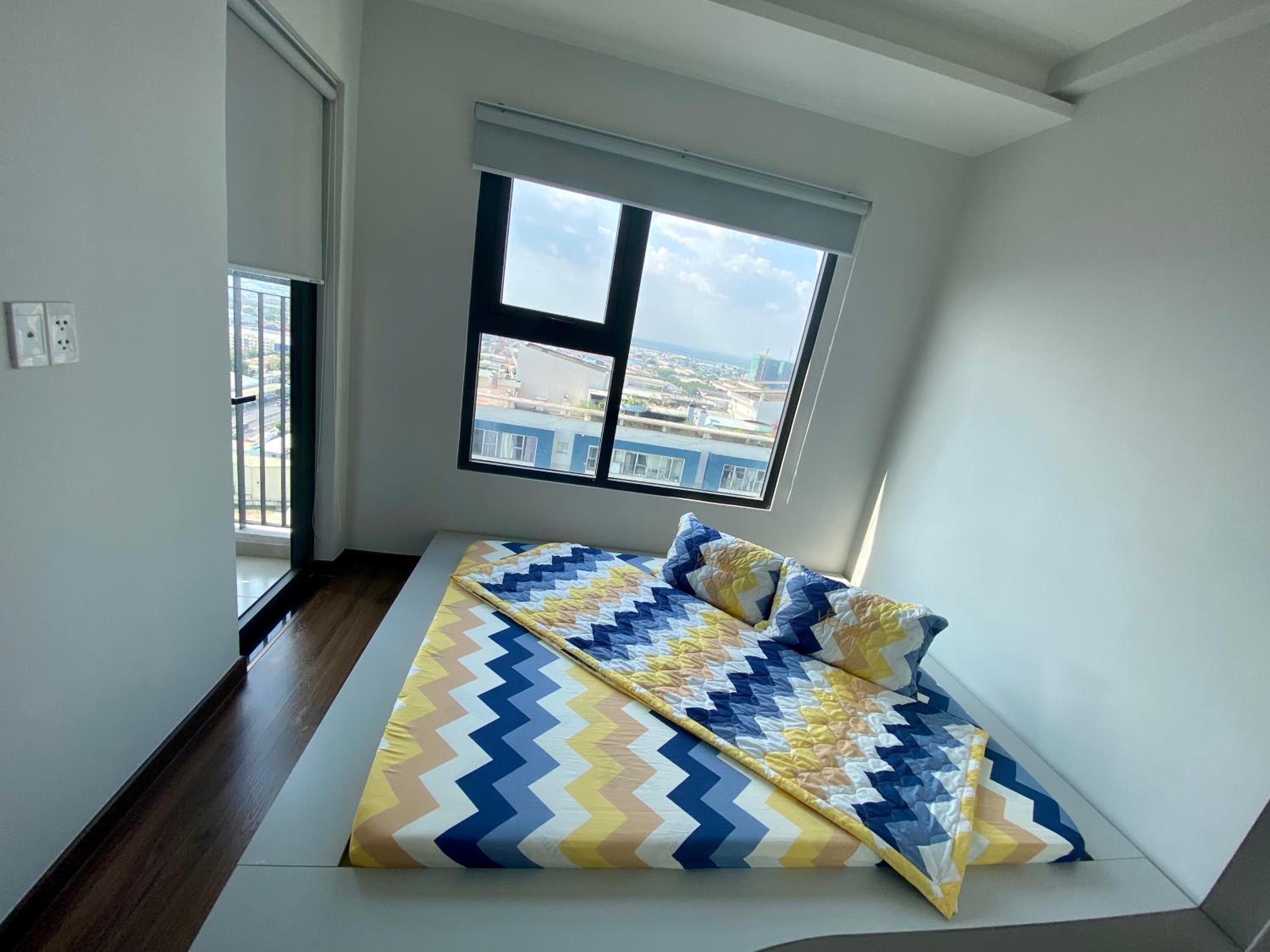 APARTMENT: 2 Phòng Ngủ, Giường Lớn,2WC, Swimming pool, Di An City