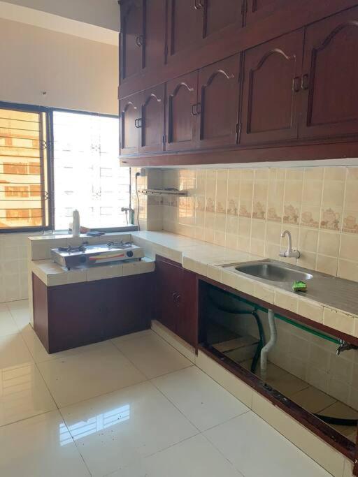Spacious Penthouse in heart of city. By GEC circle