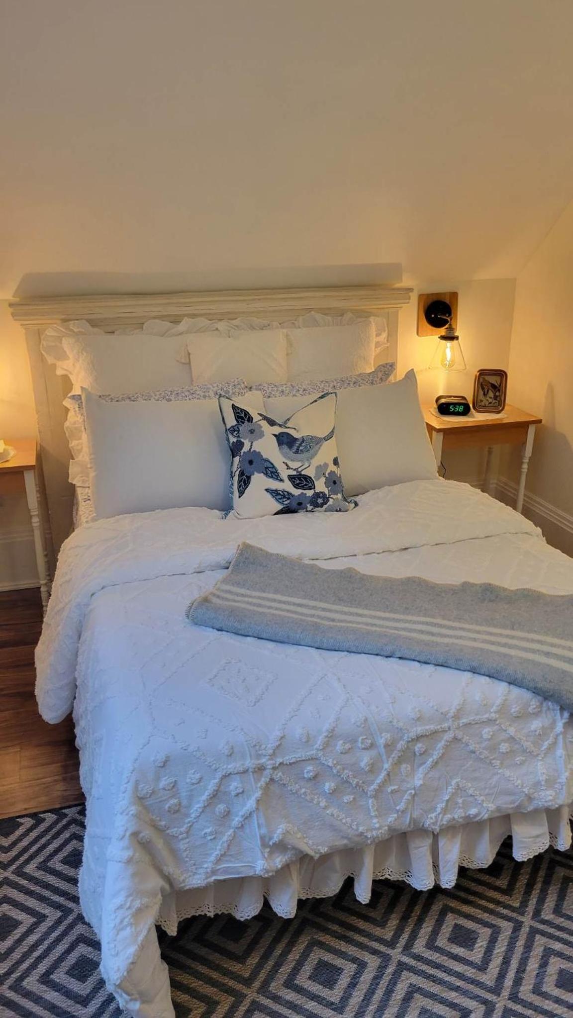 Clinton Pond Bed and Breakfast