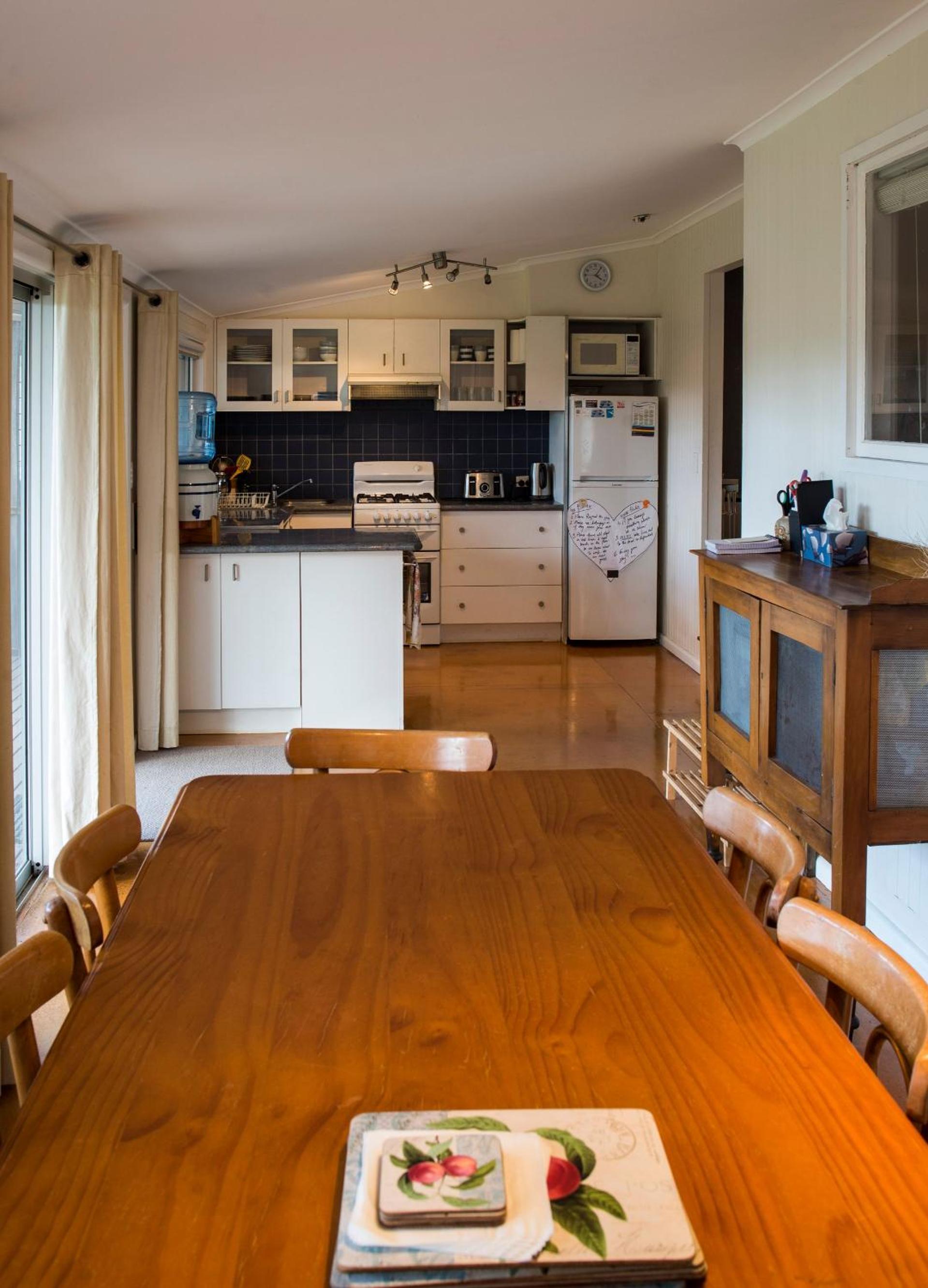 30 Mountainview Ave Ventnor