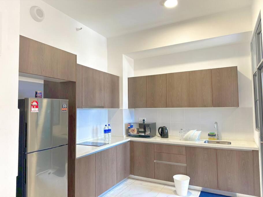 Netflix Two Bedroom Troika Kota Bharu Homestay 118 view 2