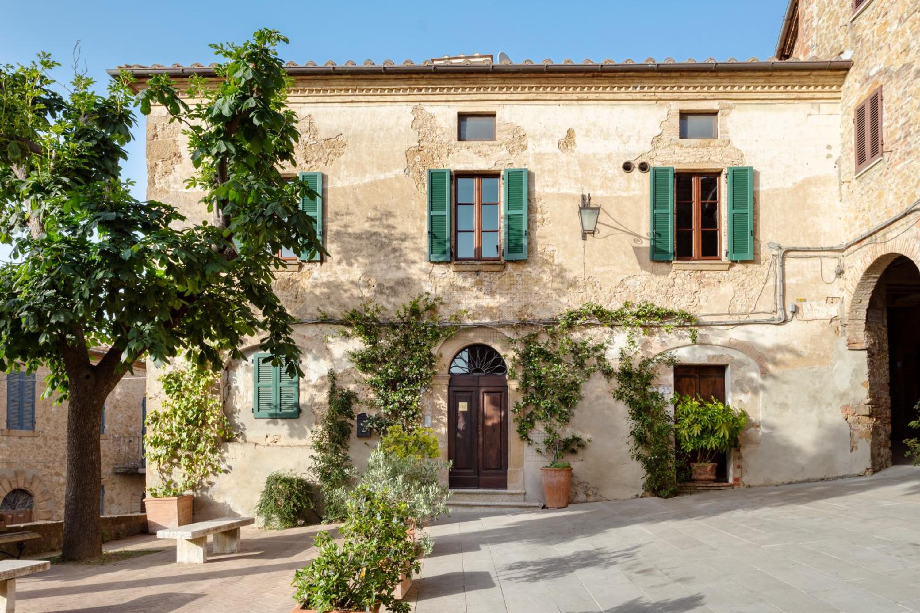 Casa Nobile - Luxury Villa in Val D'Orcia - Authentic Tuscany Living view 2
