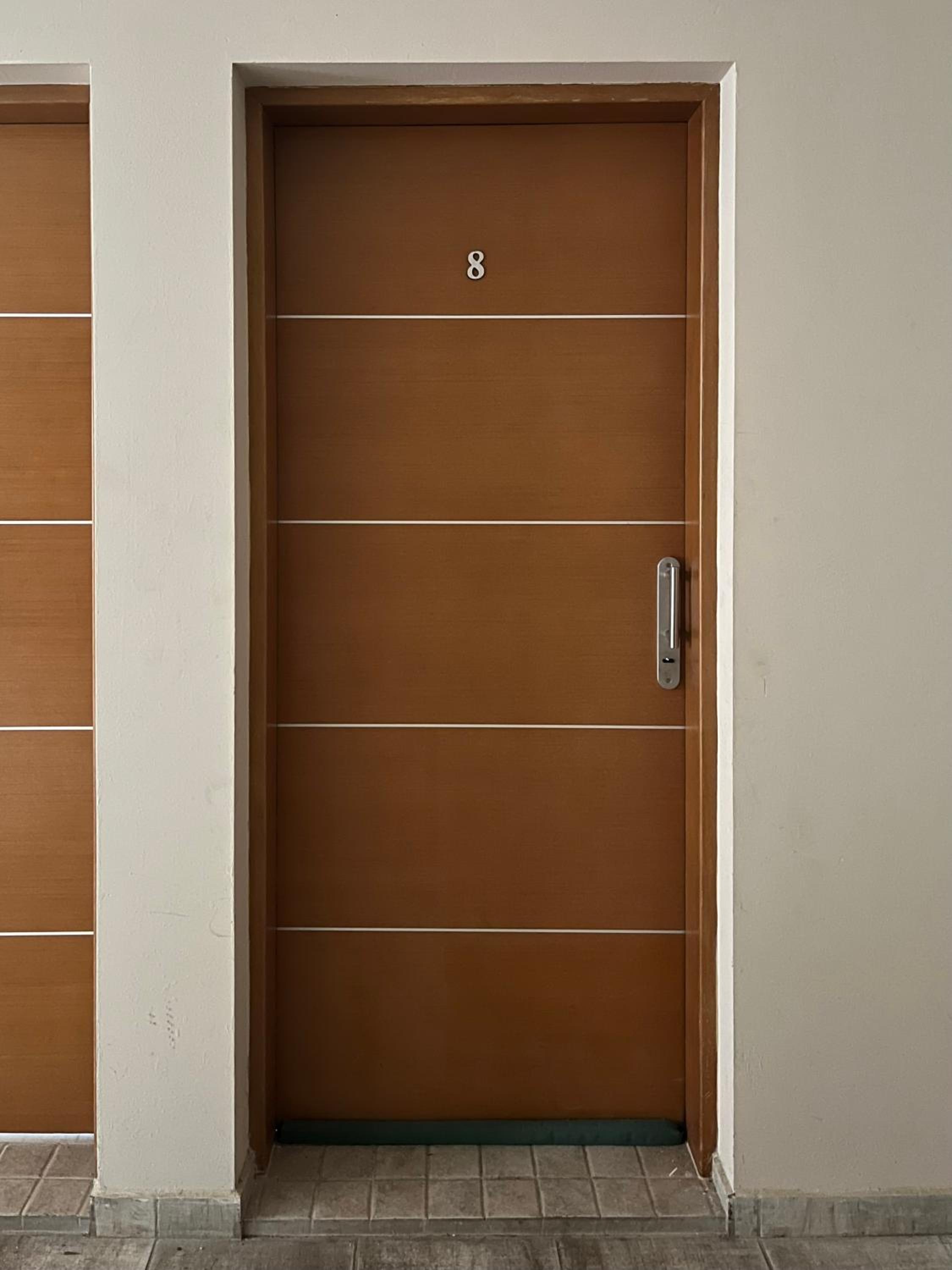 Apartamento Alberdi con amplio balcón