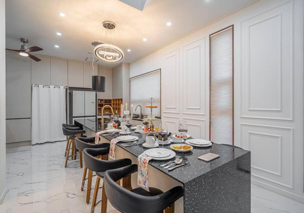 Dignitas Luxury Villa
