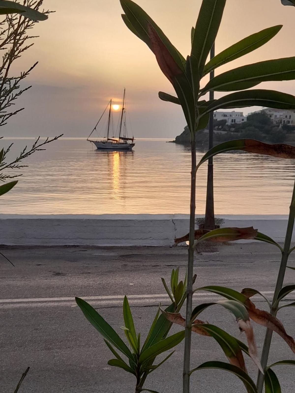 Seascape Krithoni