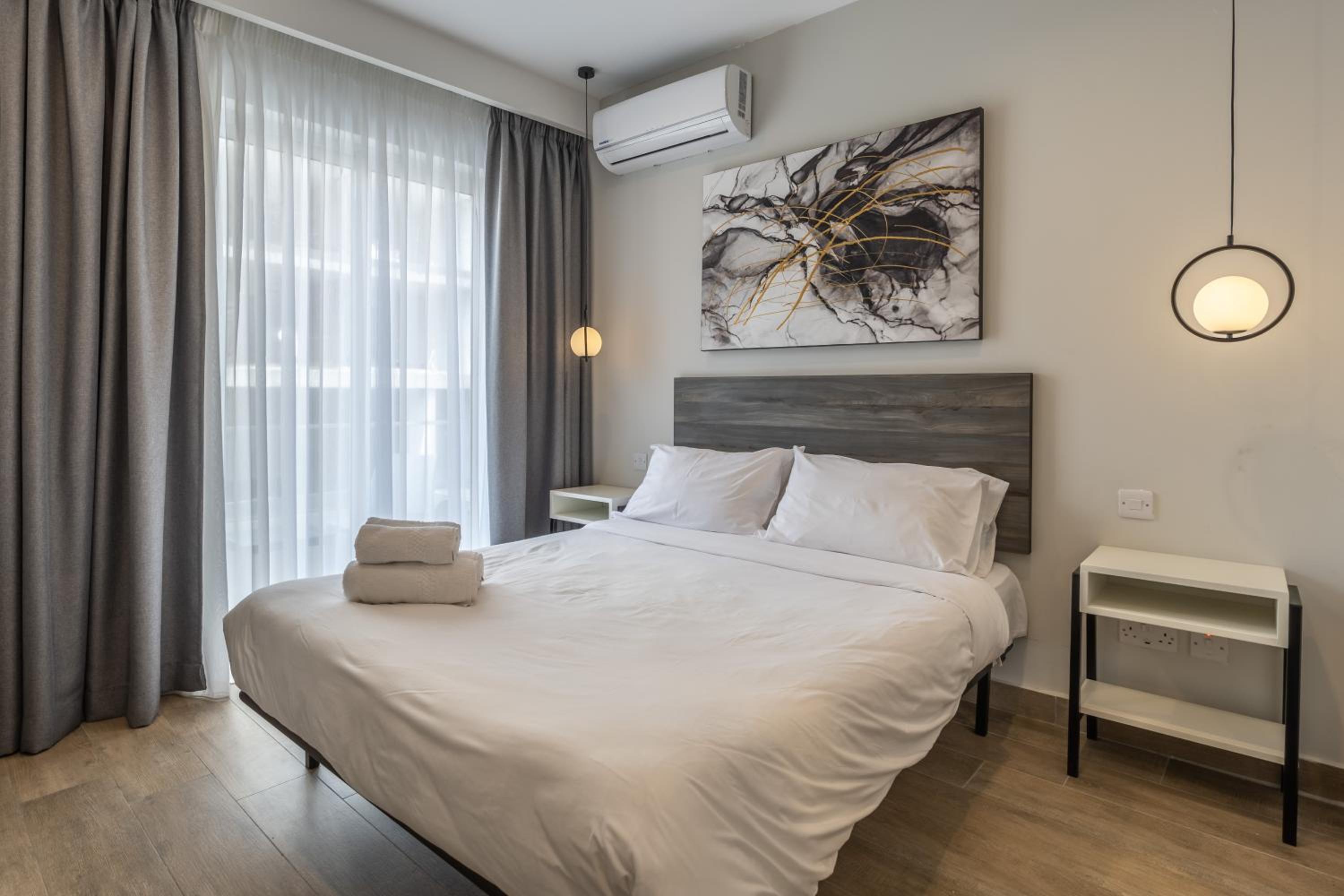 Cozy Studio in the Heart of Paceville -Olo Living by SF Homes photo 5