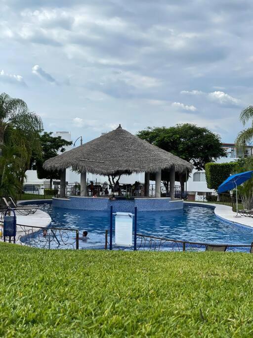 Casa bonita en Tequesquitengo