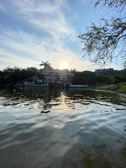 Casa bonita en Tequesquitengo