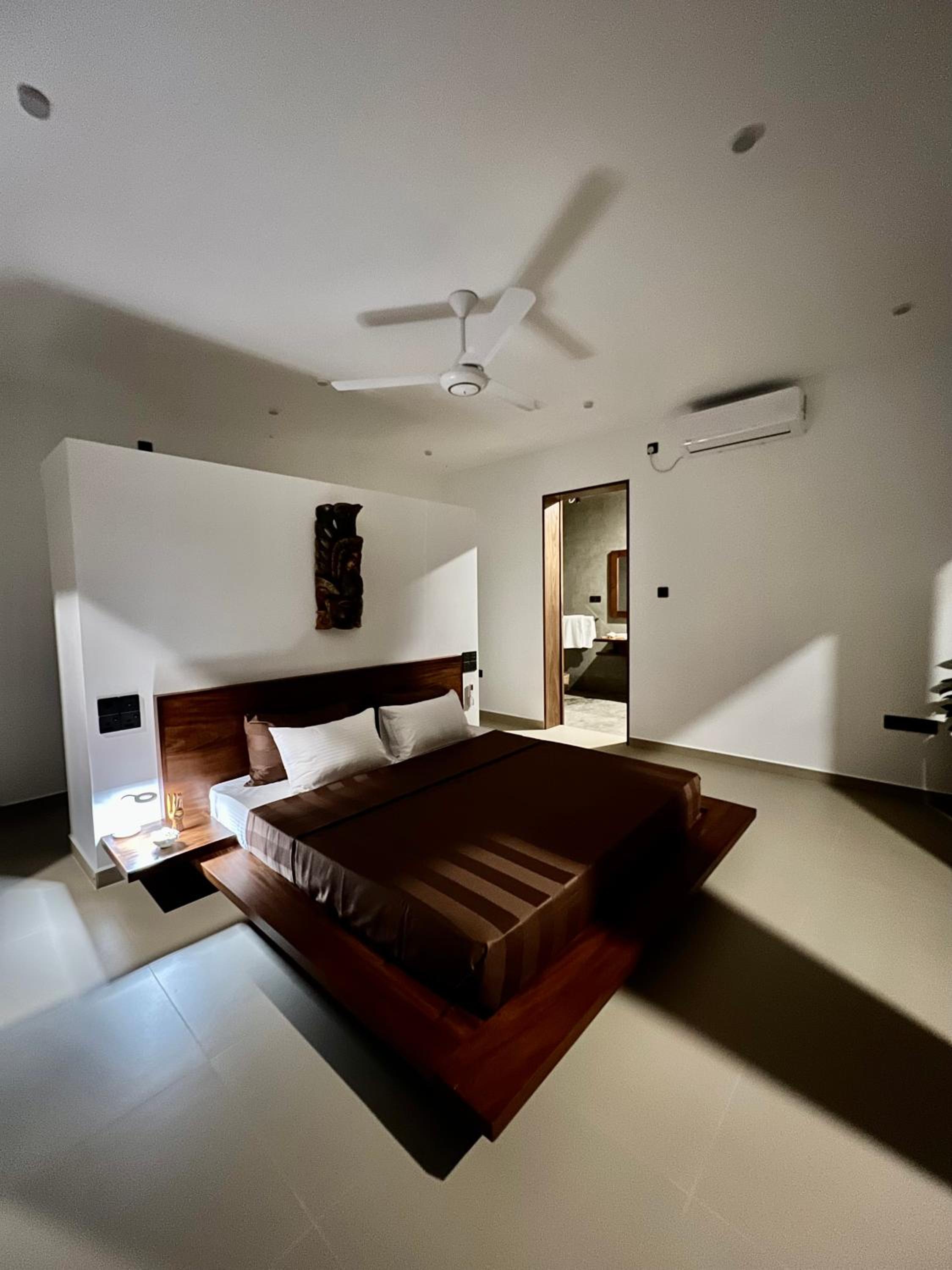Shiva Sunrise Resort