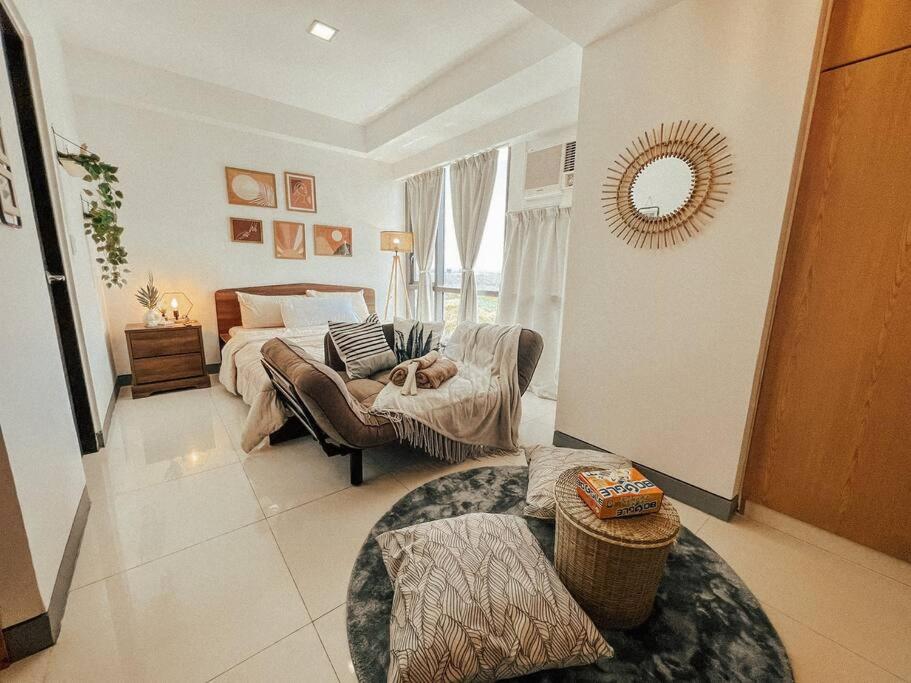 Chic and Cozy Studio Viceroy Residences Taguig view 4
