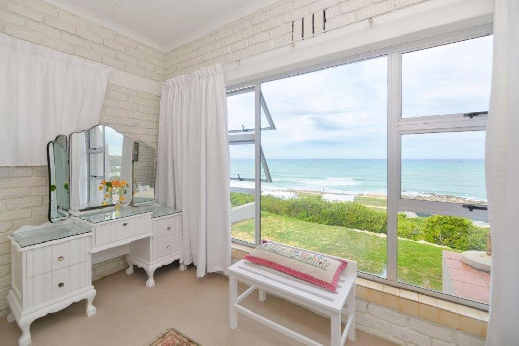 Oceanview House