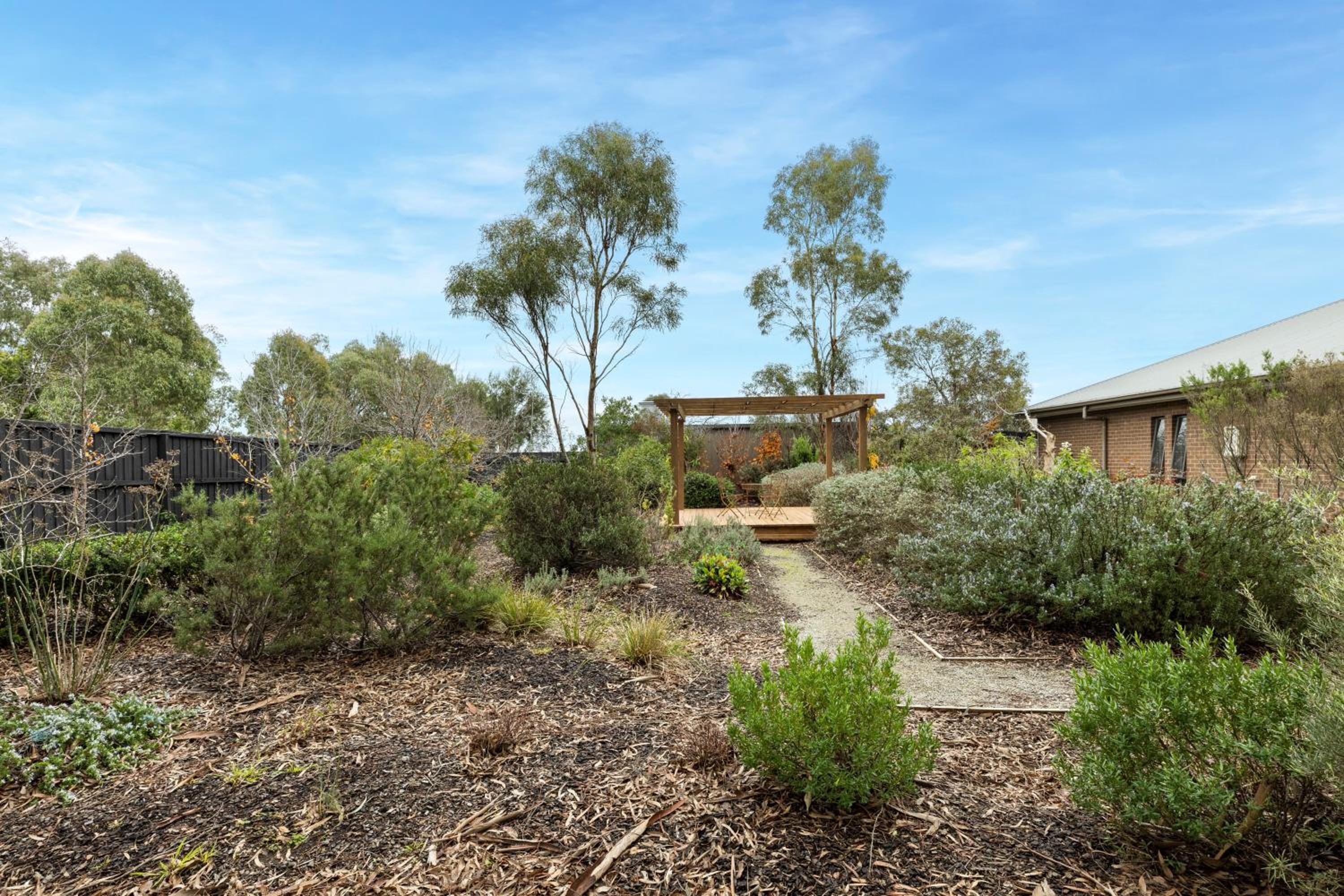 5BR House Birdwatcher Reedy wetland-SP GROUP
