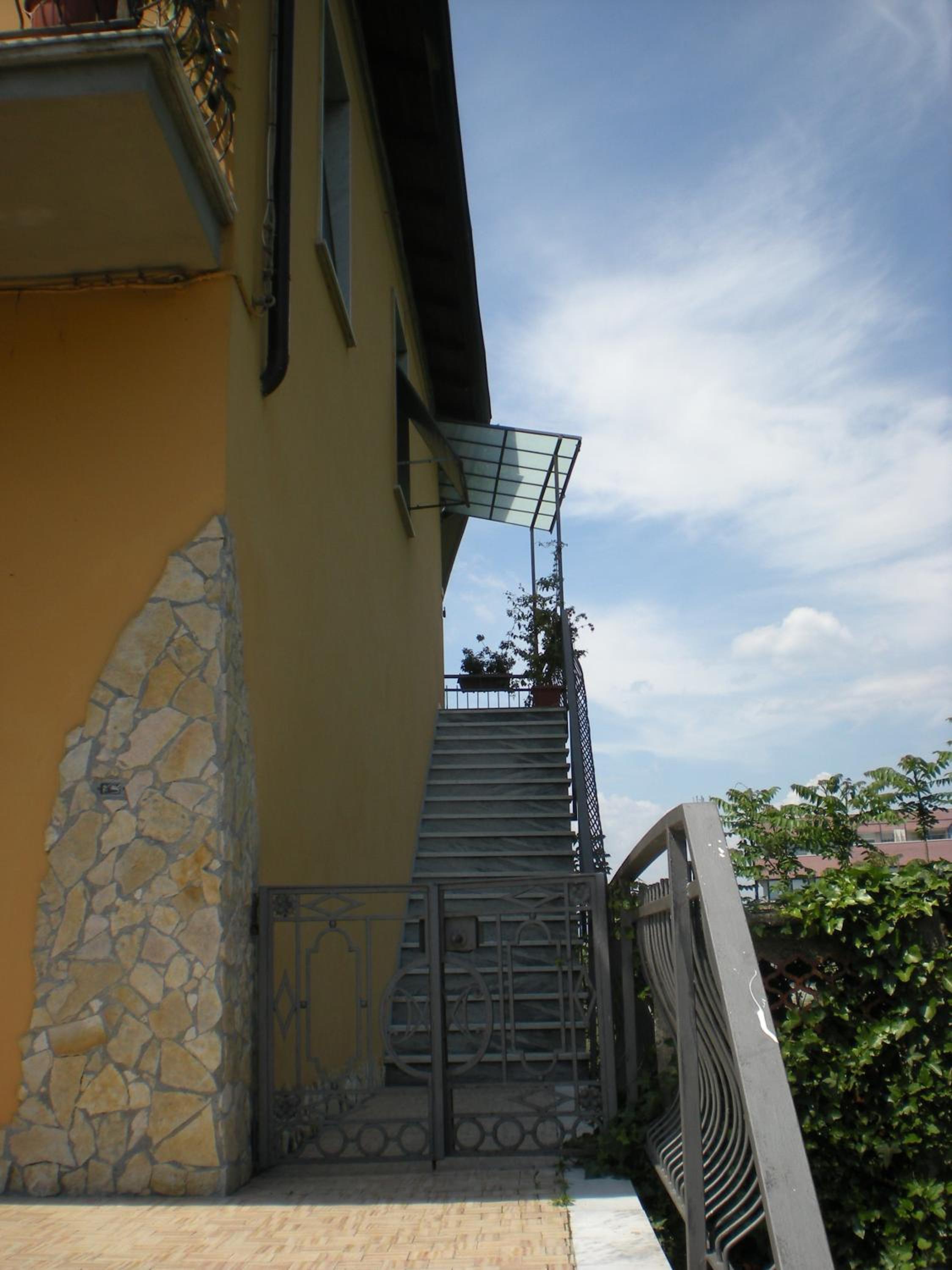 Photo 56