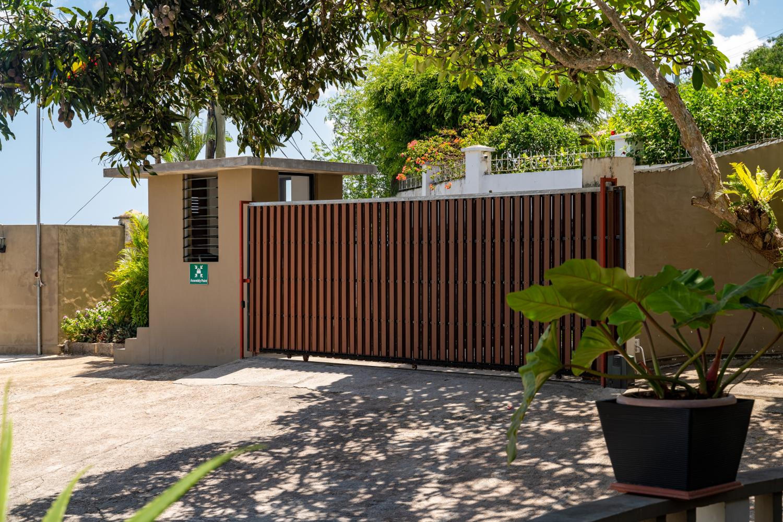 The Ridge Residence 76