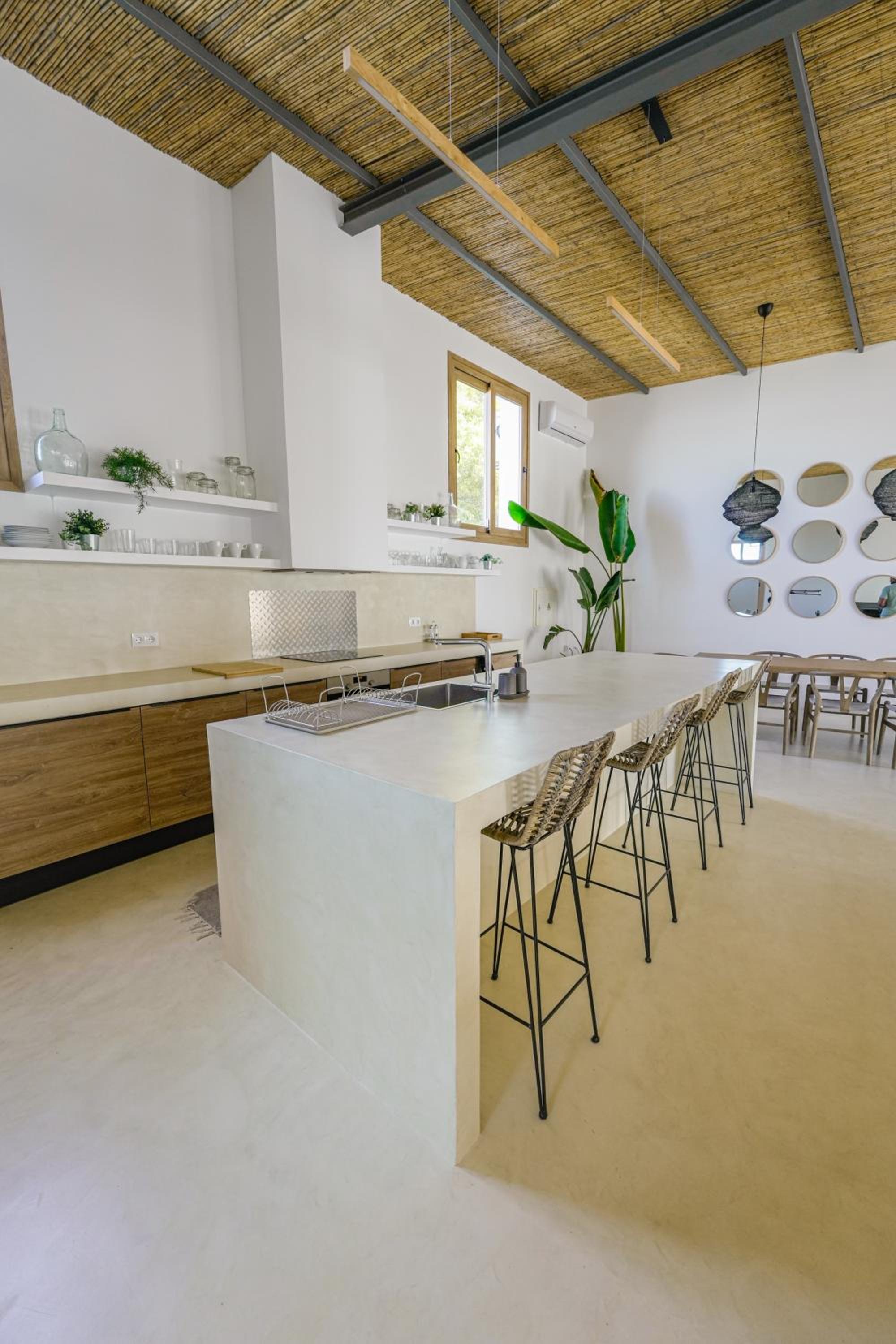 Moott Homes Suites Villa Costacabana