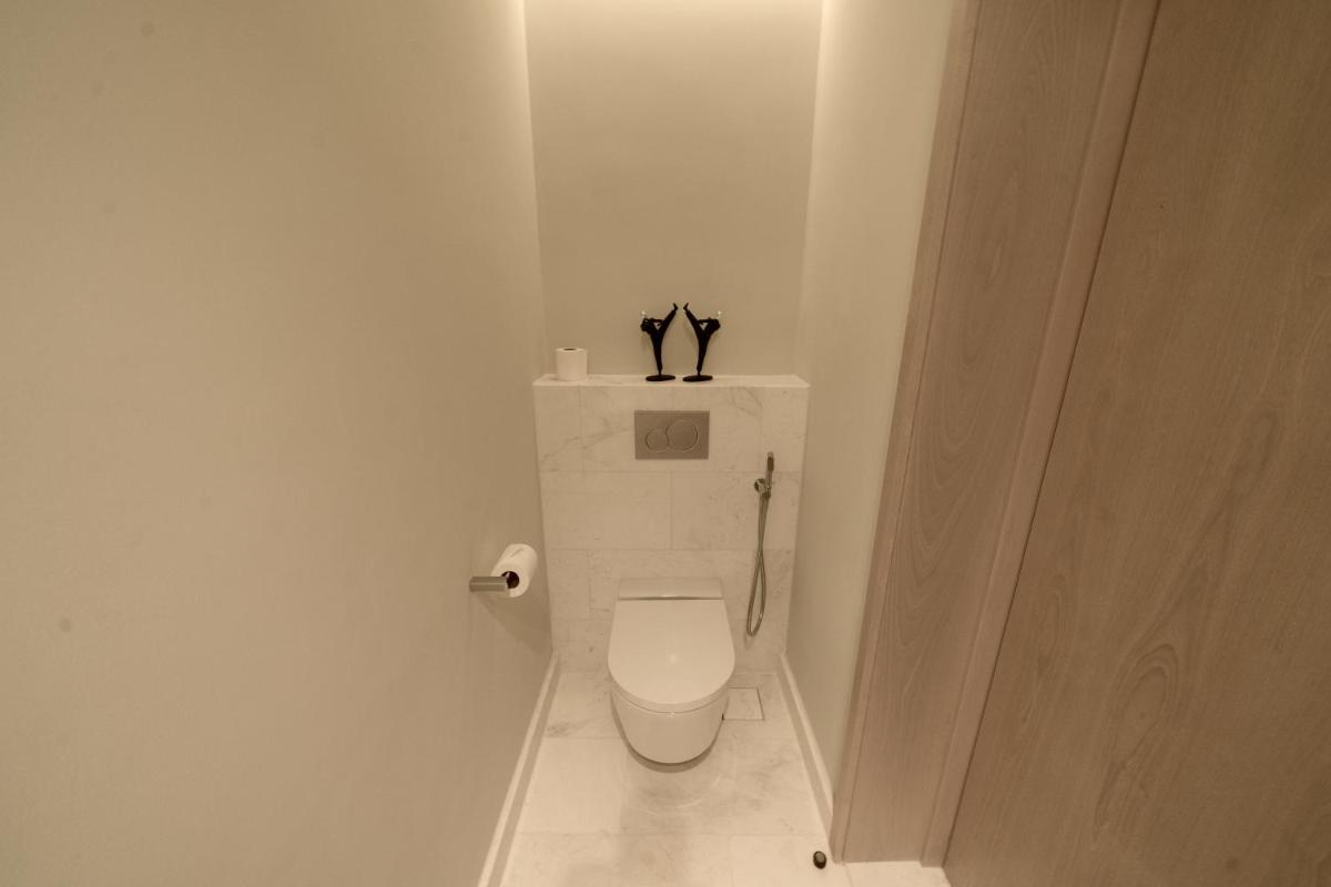 Palm Tower where Luxury & View meet in one place