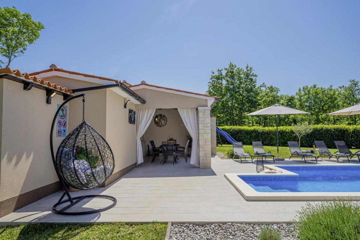 Villa Božac in Cukrići - Haus für 6 Personen view 3