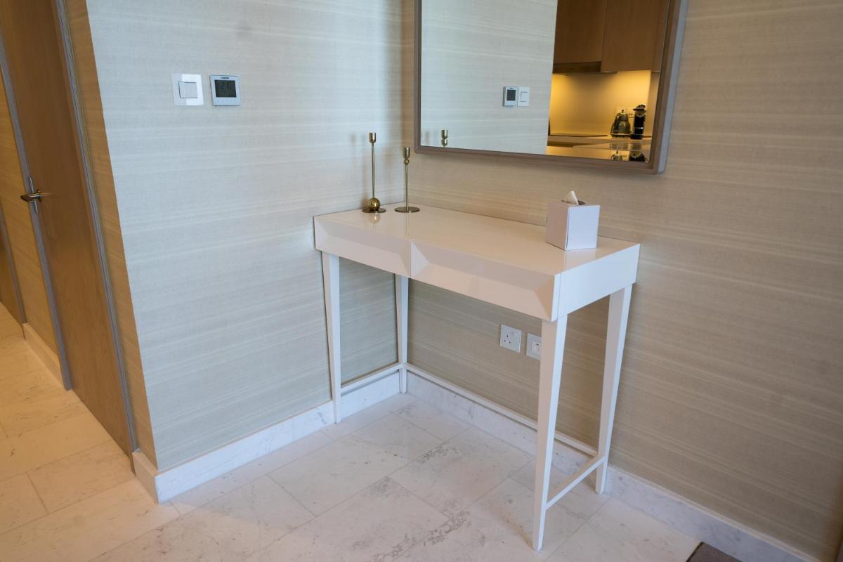 Palm Tower where Luxury & View meet in one place