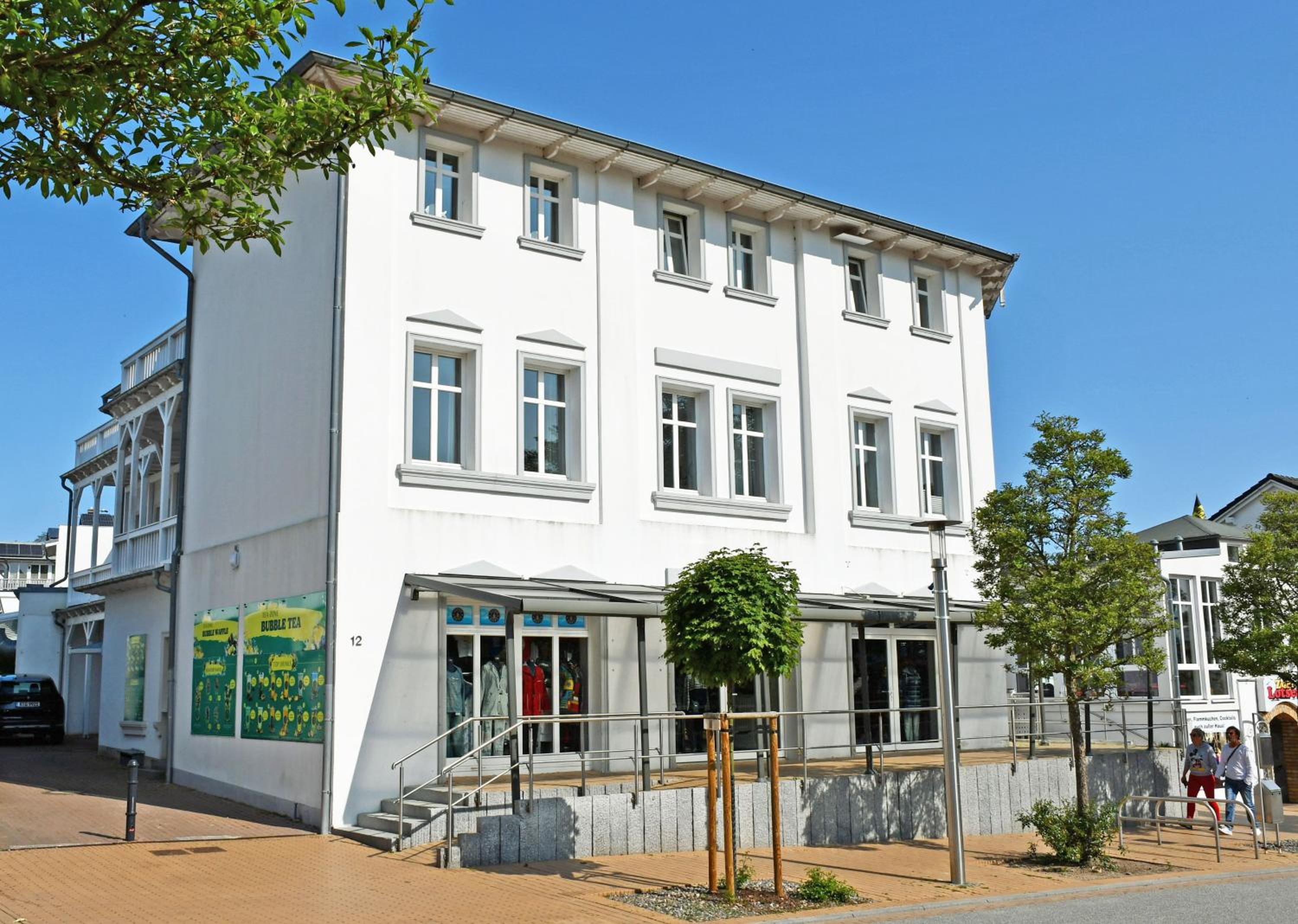 Appartementhaus mit Balkon 300 m bis zum Strand HSr