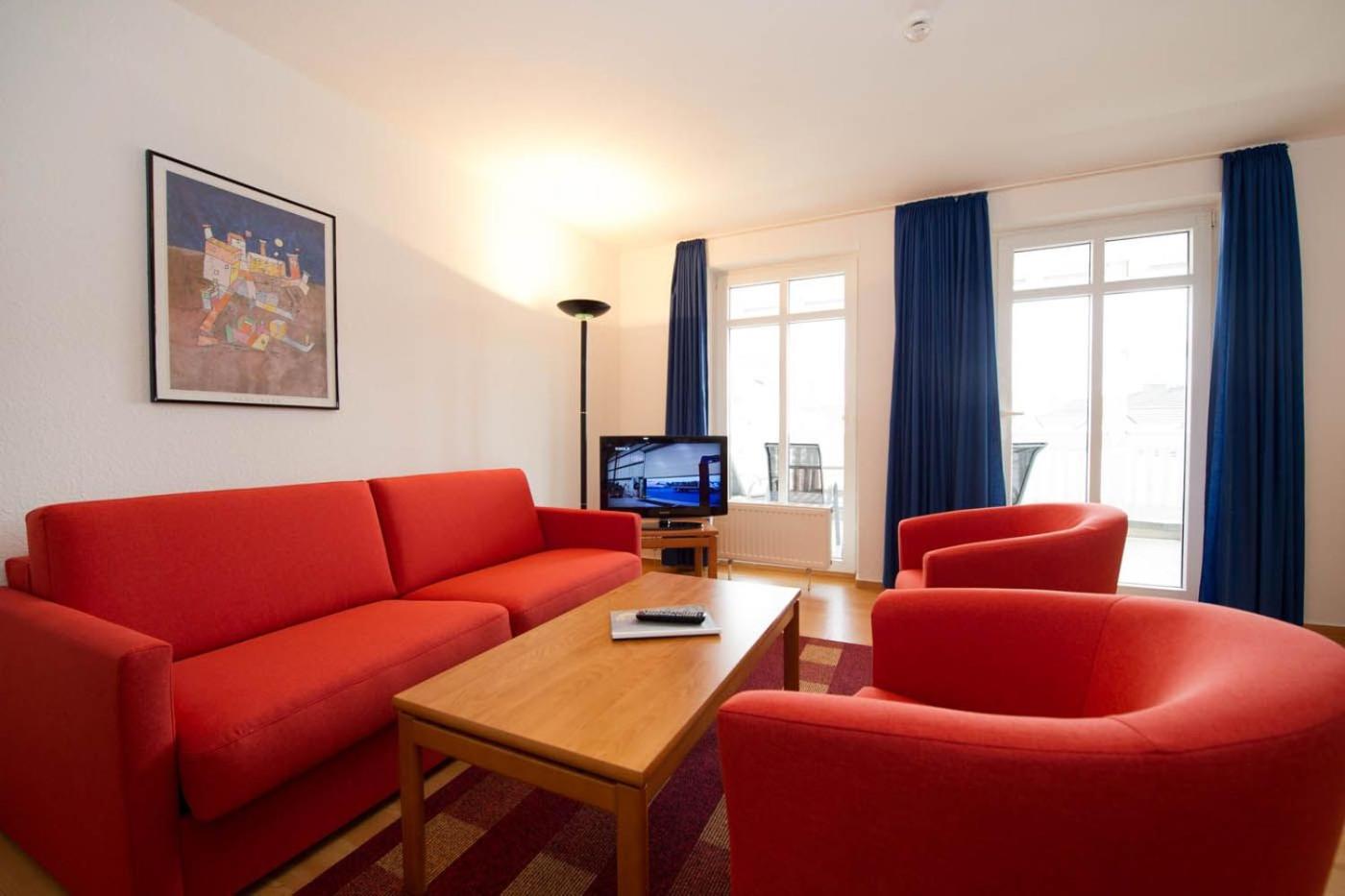 Appartementhaus mit Balkon 300 m bis zum Strand HSr
