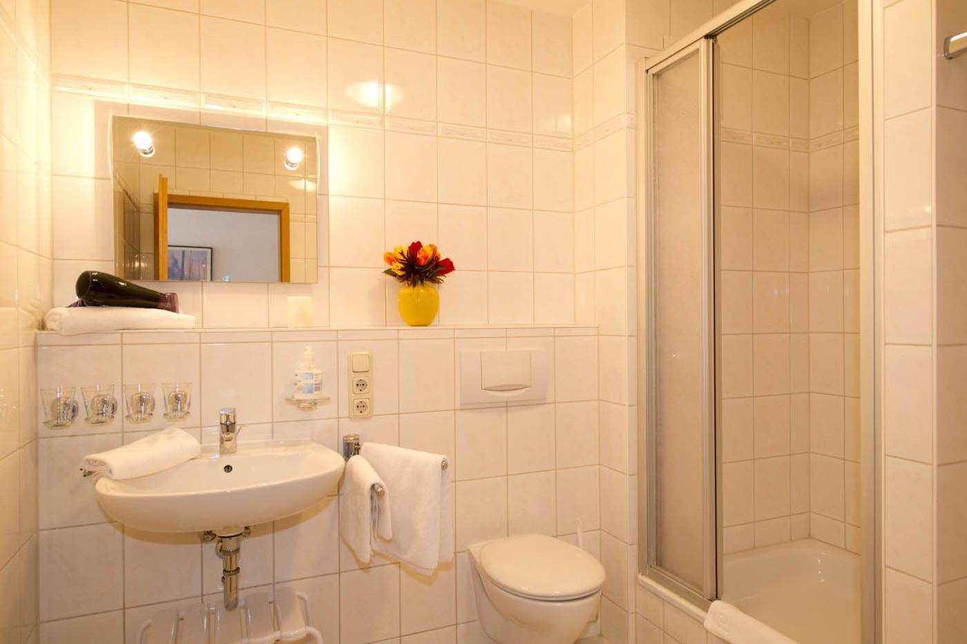 Appartementhaus mit Balkon 300 m bis zum Strand HSr