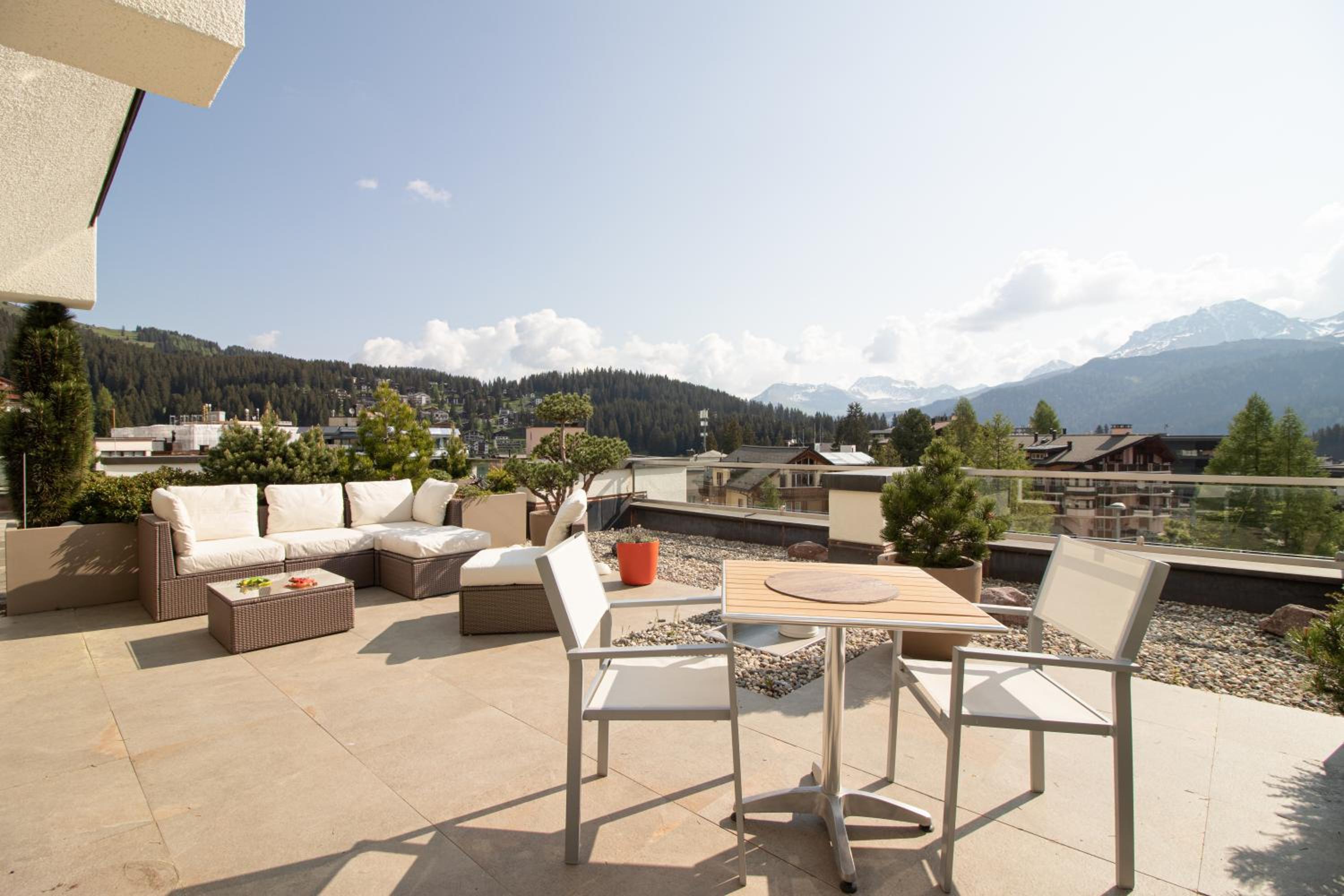 Galerie Obersee 3E - Top Lage- Zentrum Arosa - by Arosa Stay