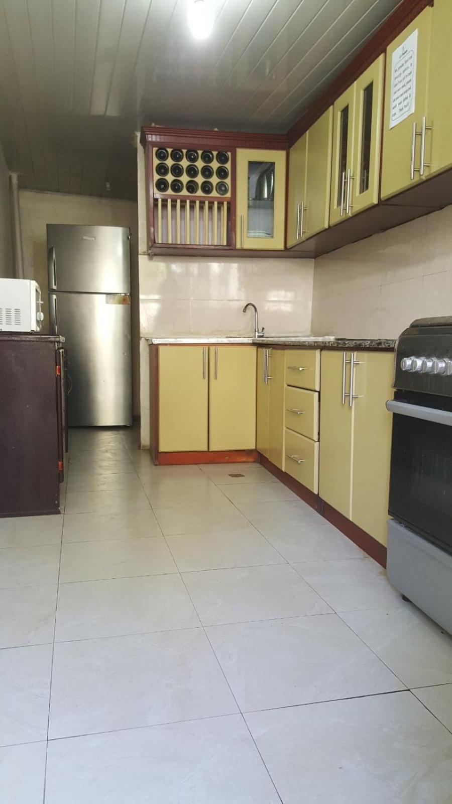 Avi Guest House