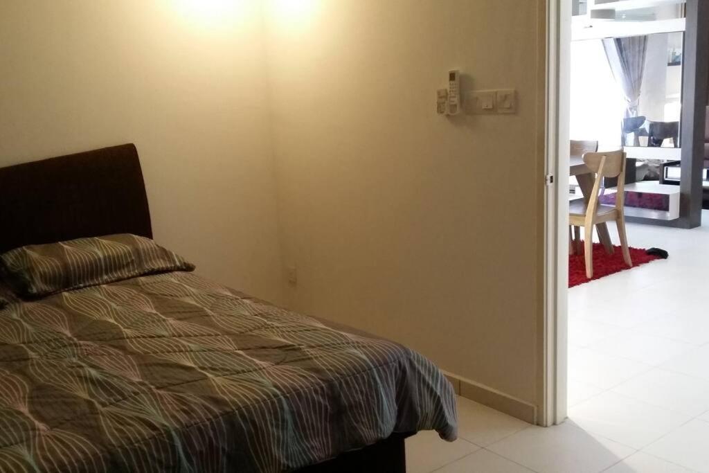 Cosy Spacious Homestay in Central Batu Pahat with Wifi & GENTING Clubhouse photo 5