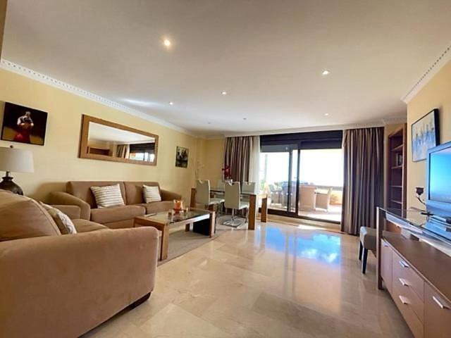 sea view Golfing two bedrooms appartment