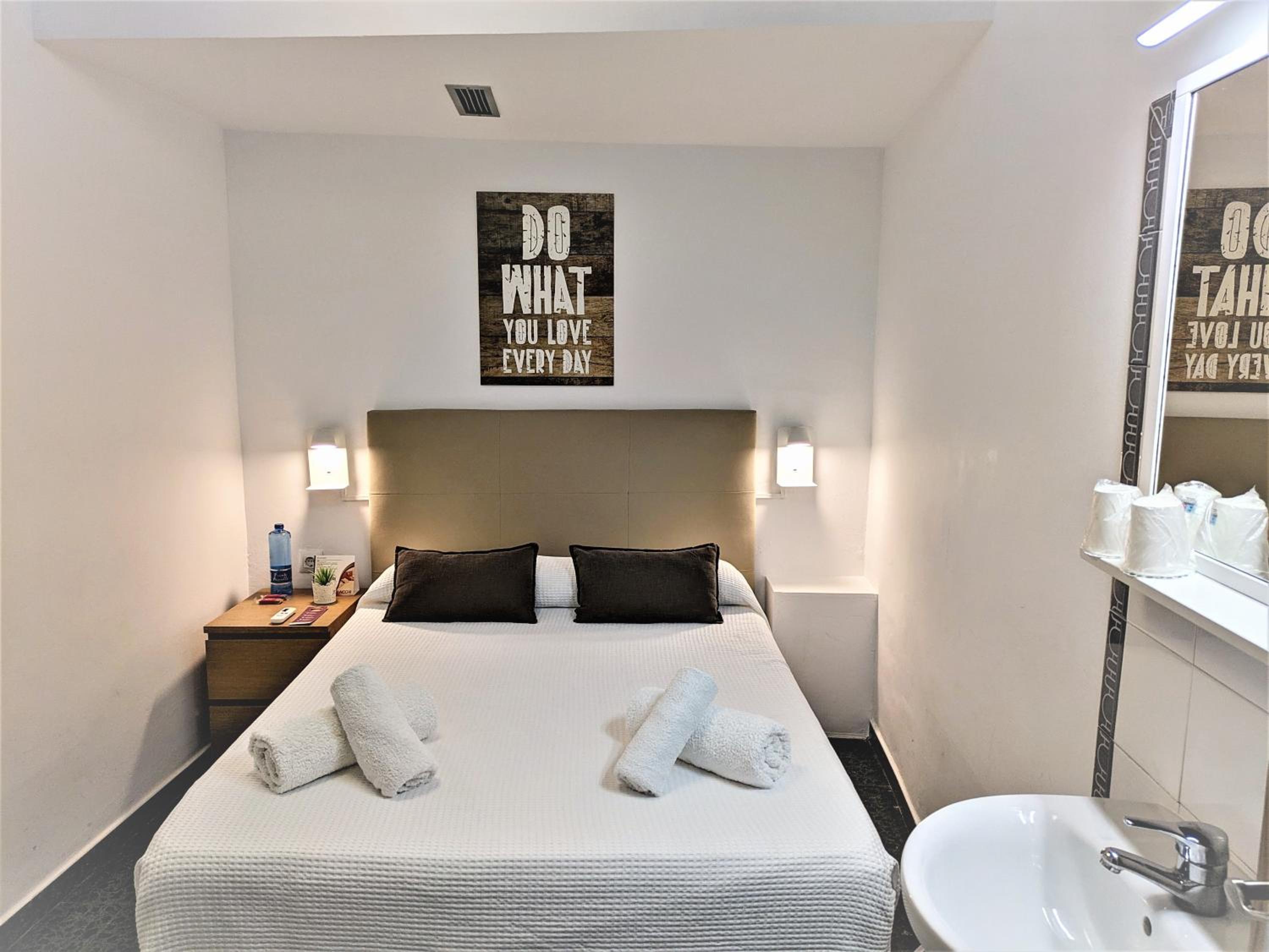 Hostal Alogar