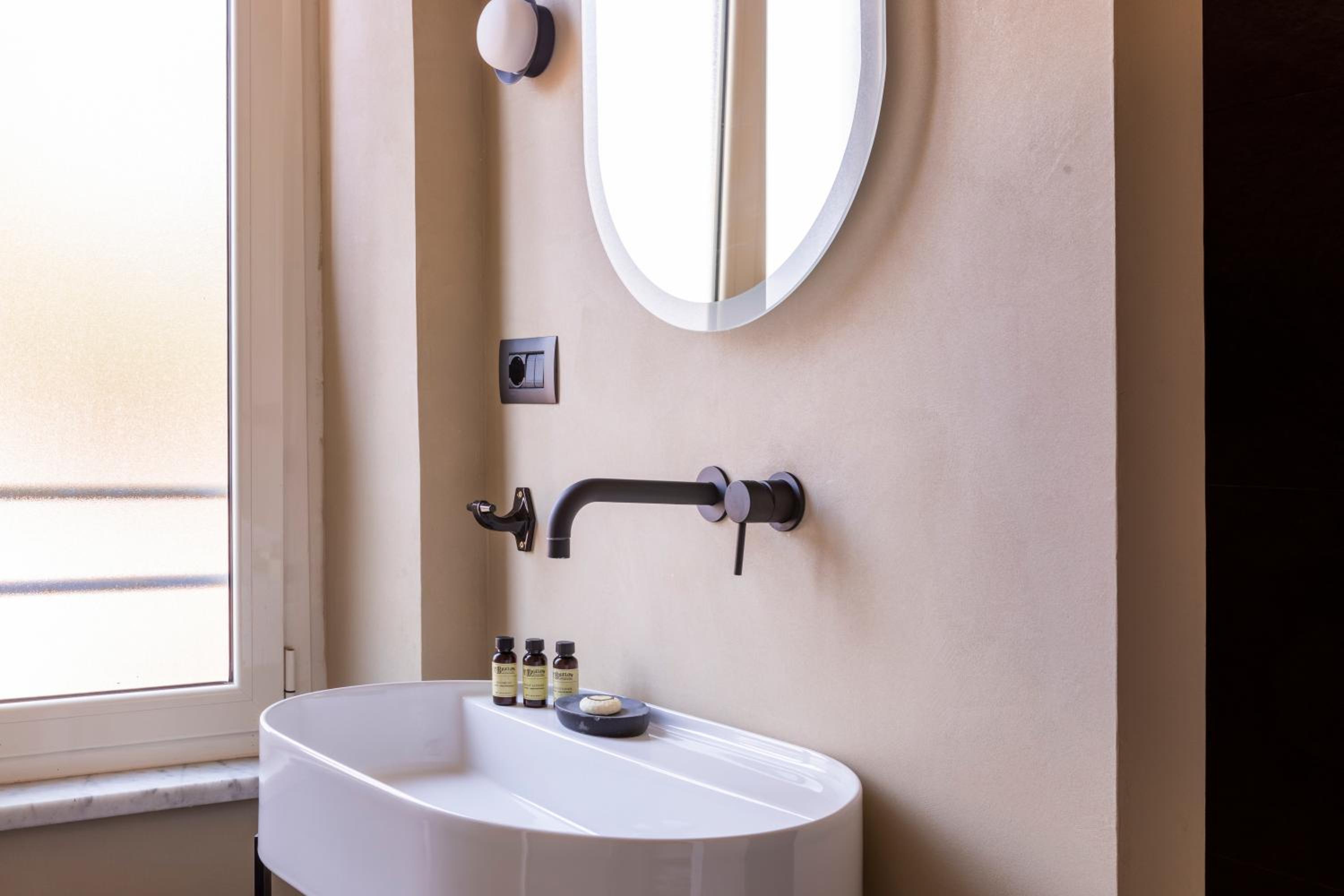 ROMAC - Condotti Penthouse in the Spanish Steps area
