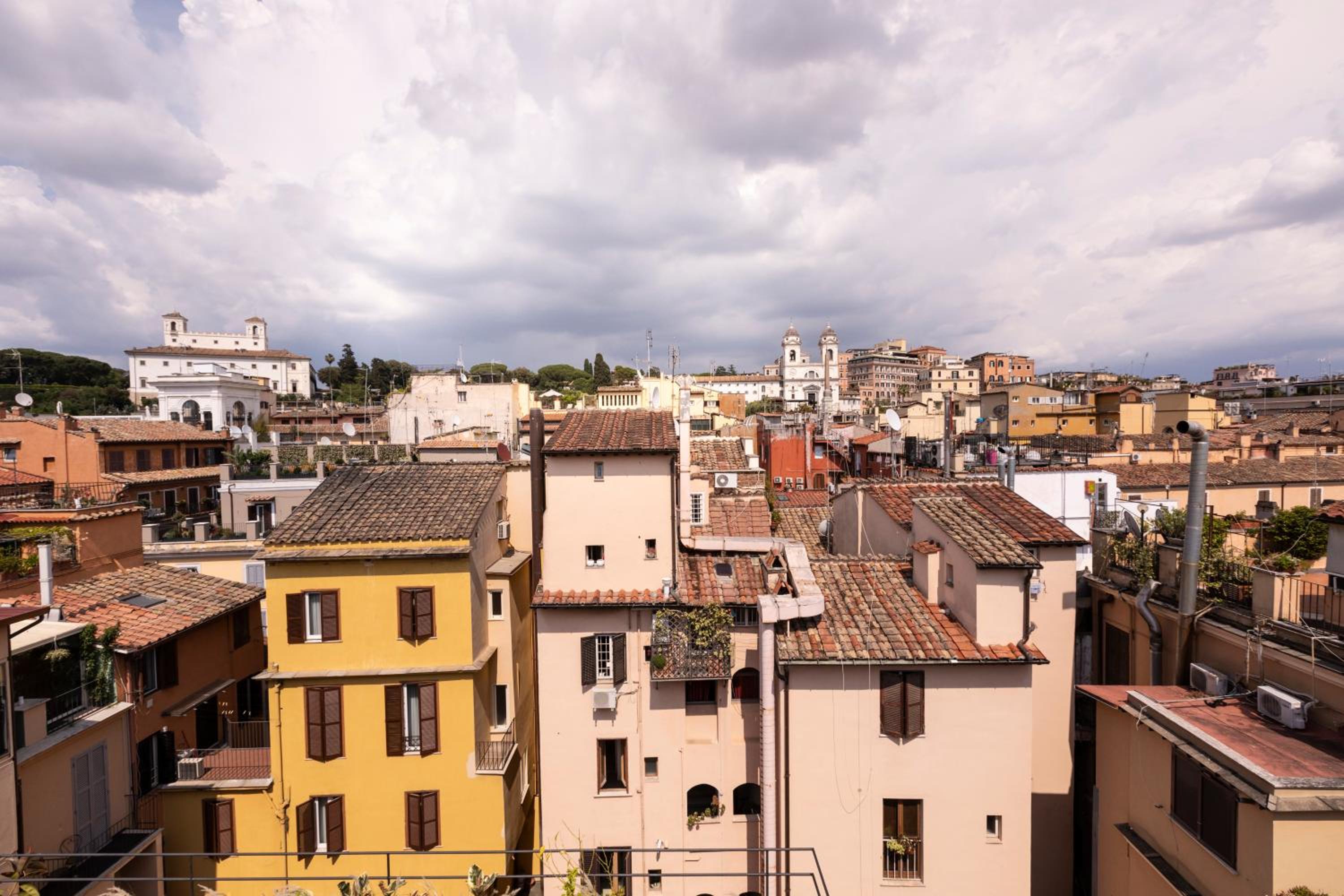ROMAC - Condotti Penthouse in the Spanish Steps area