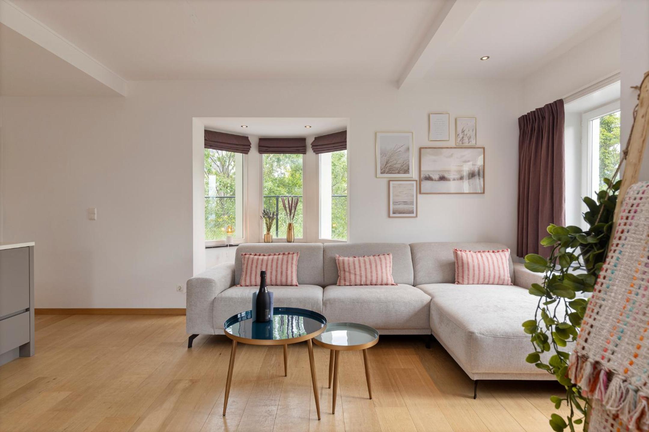 Premium Holidays - Villa Les Cigognes at Sint Idesbald