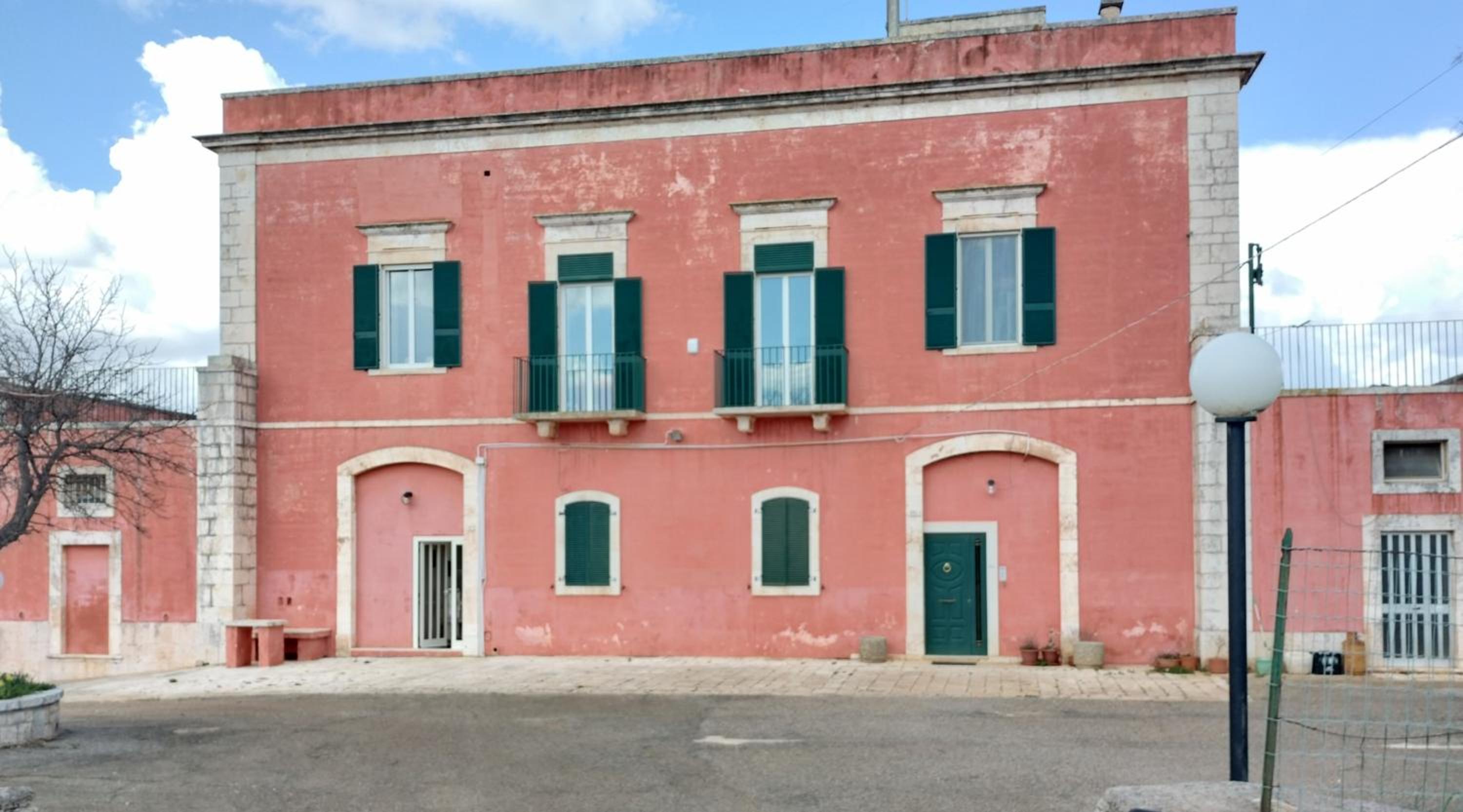 CASALE GALLINARO