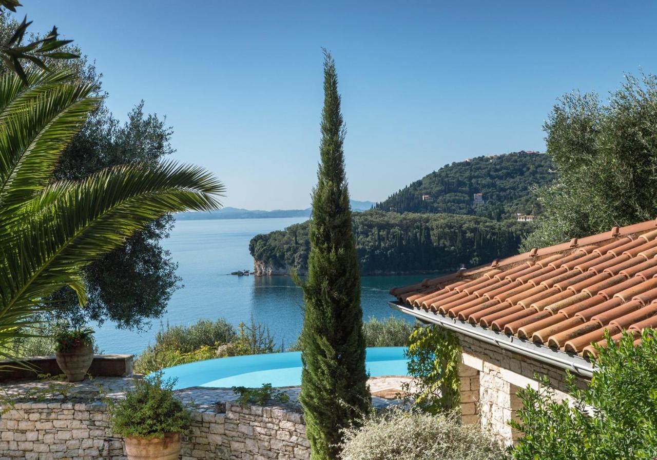 Villa Avra