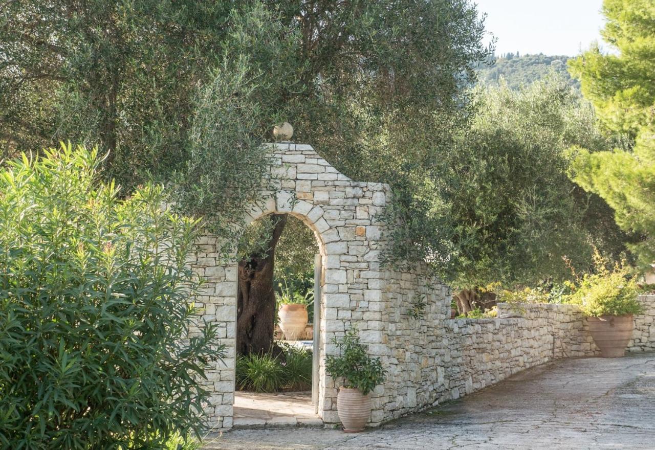 Villa Avra