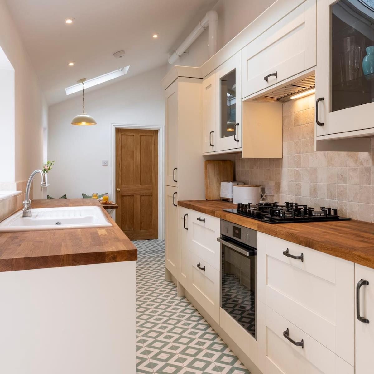 Norfolk House - Stamford view 2