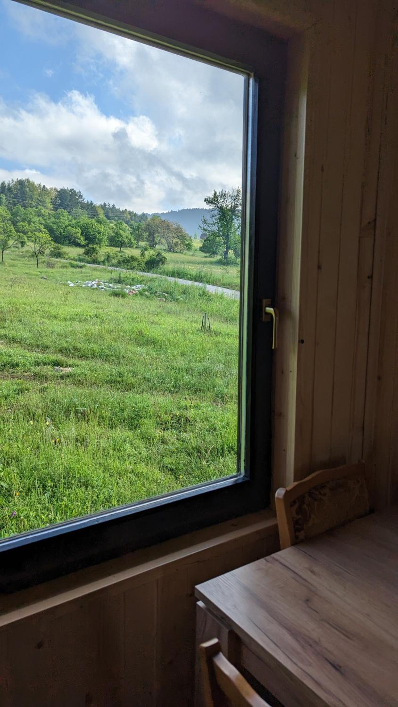 AA Pine vikendica za izdavanje u srcu Zapadne Srbije