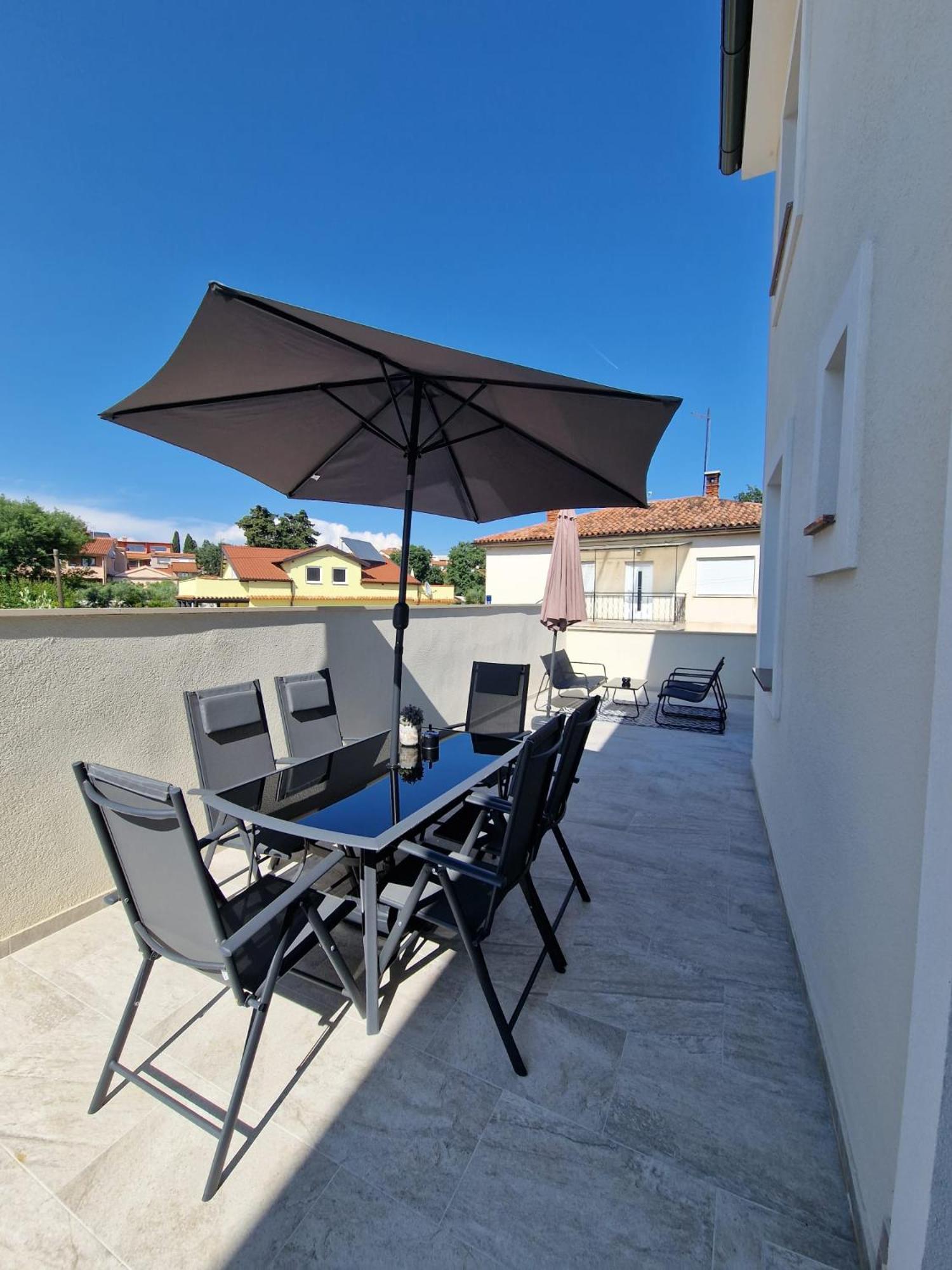 Apartmani Carla view 5