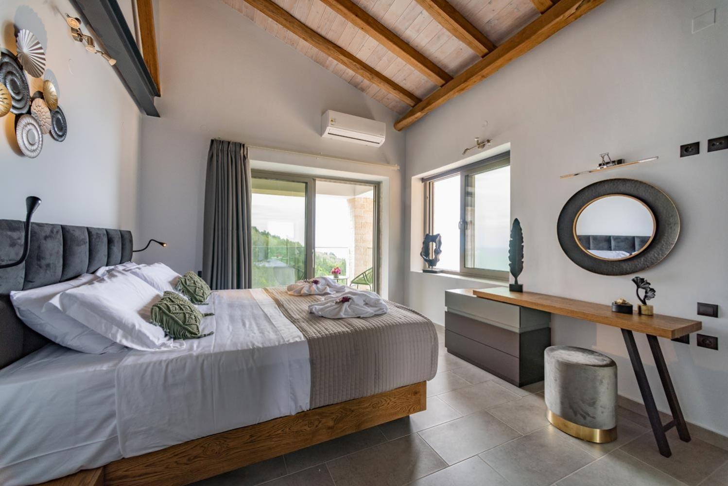 Prenari Villas by PaxosRetreats