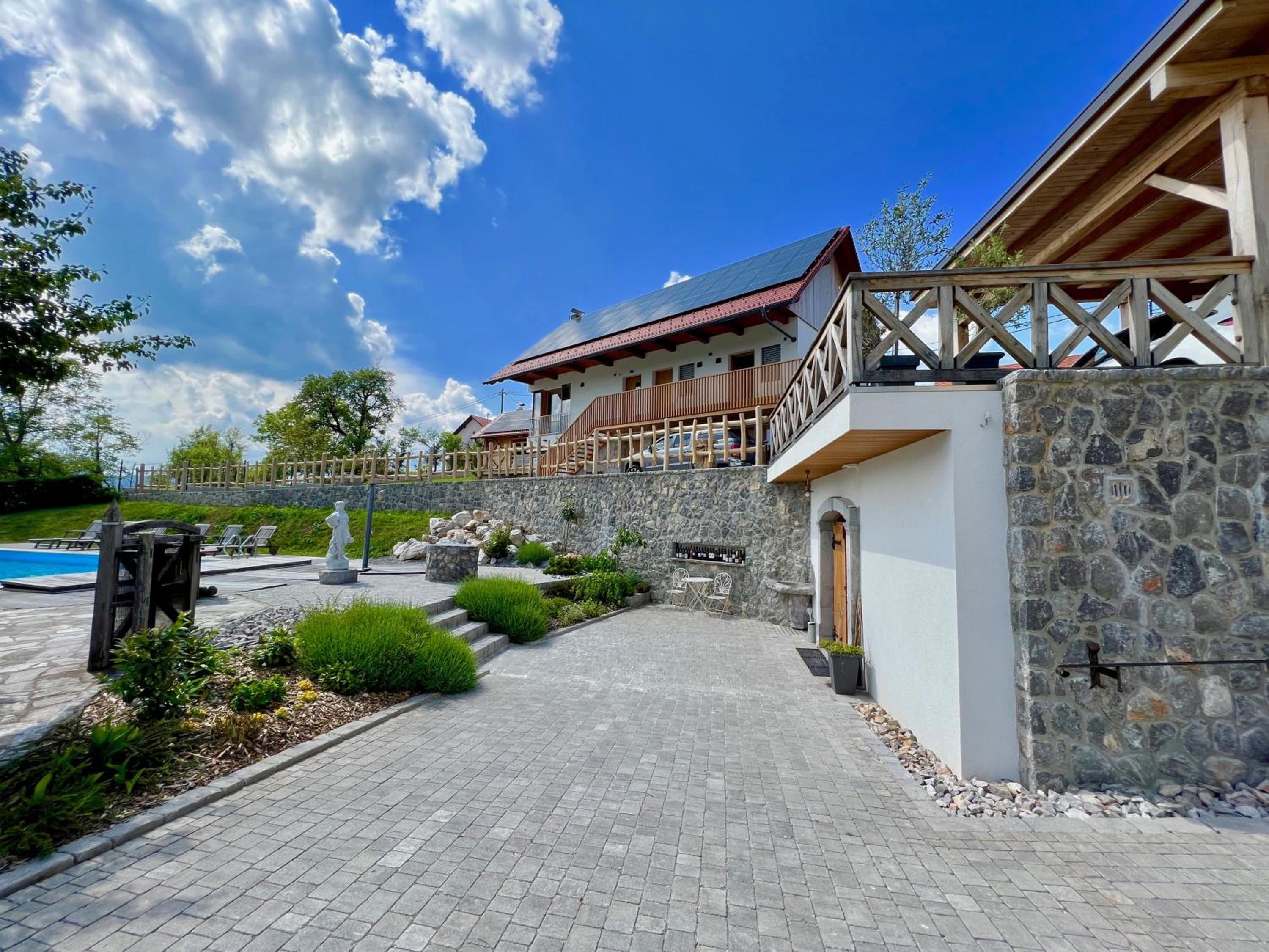 Apartments & Rooms Domacija Krnc view 5