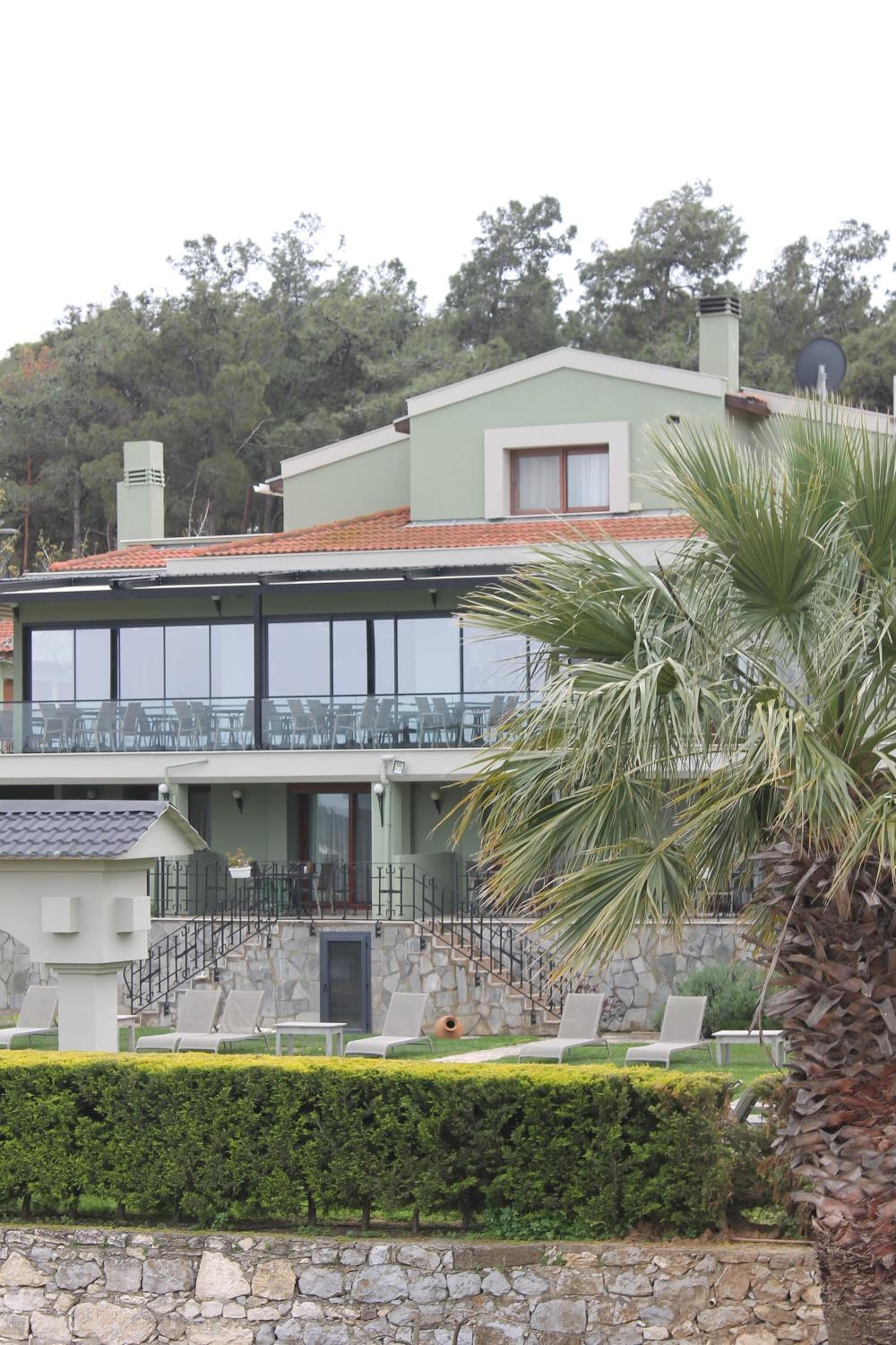 Belizi Hotel