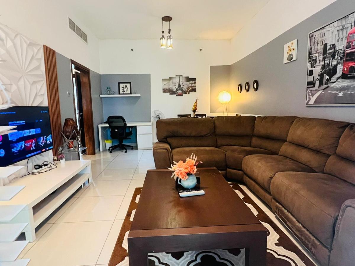 Entire private self catered sea view Apartments marina